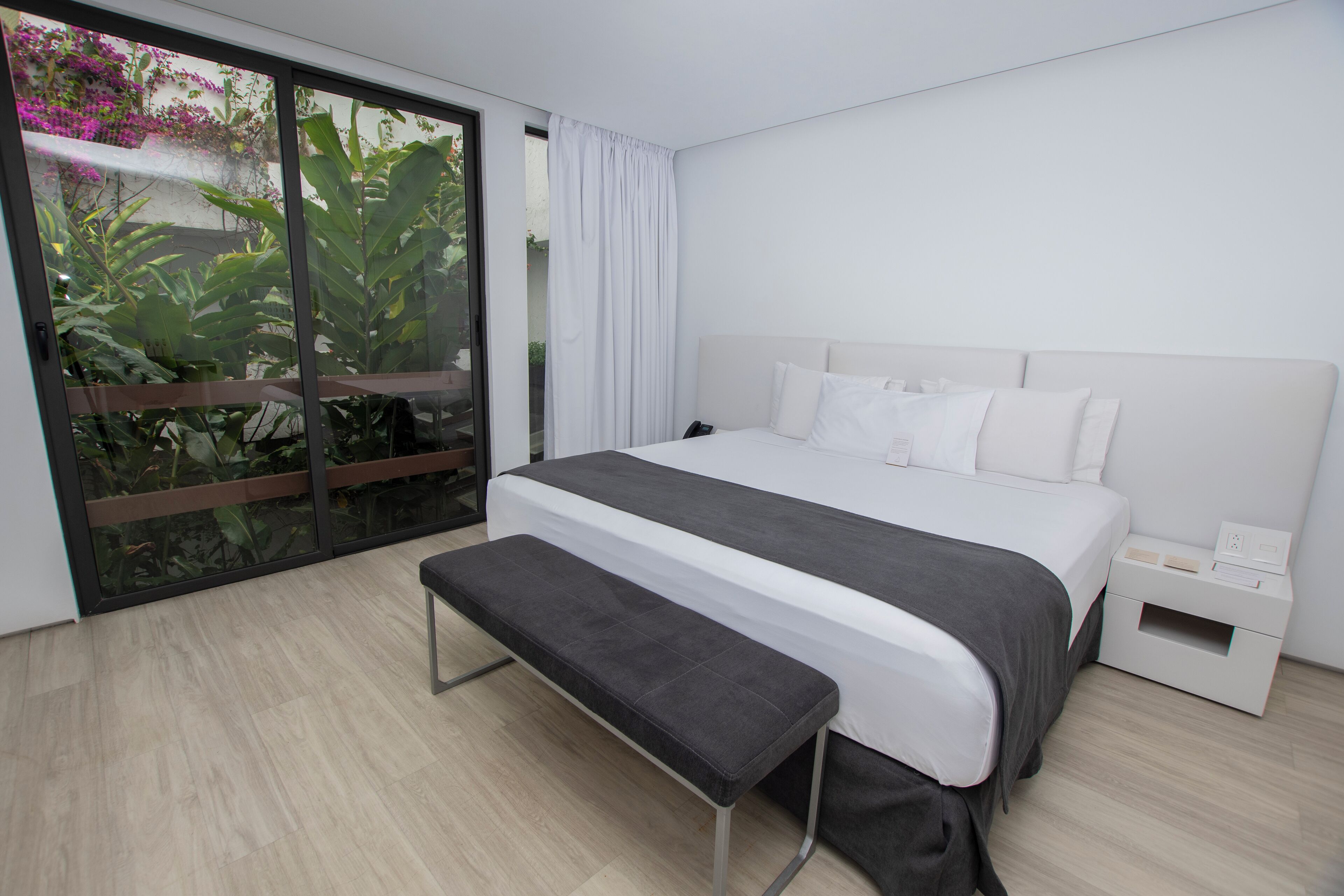 Golden Bay Hotel & Spa