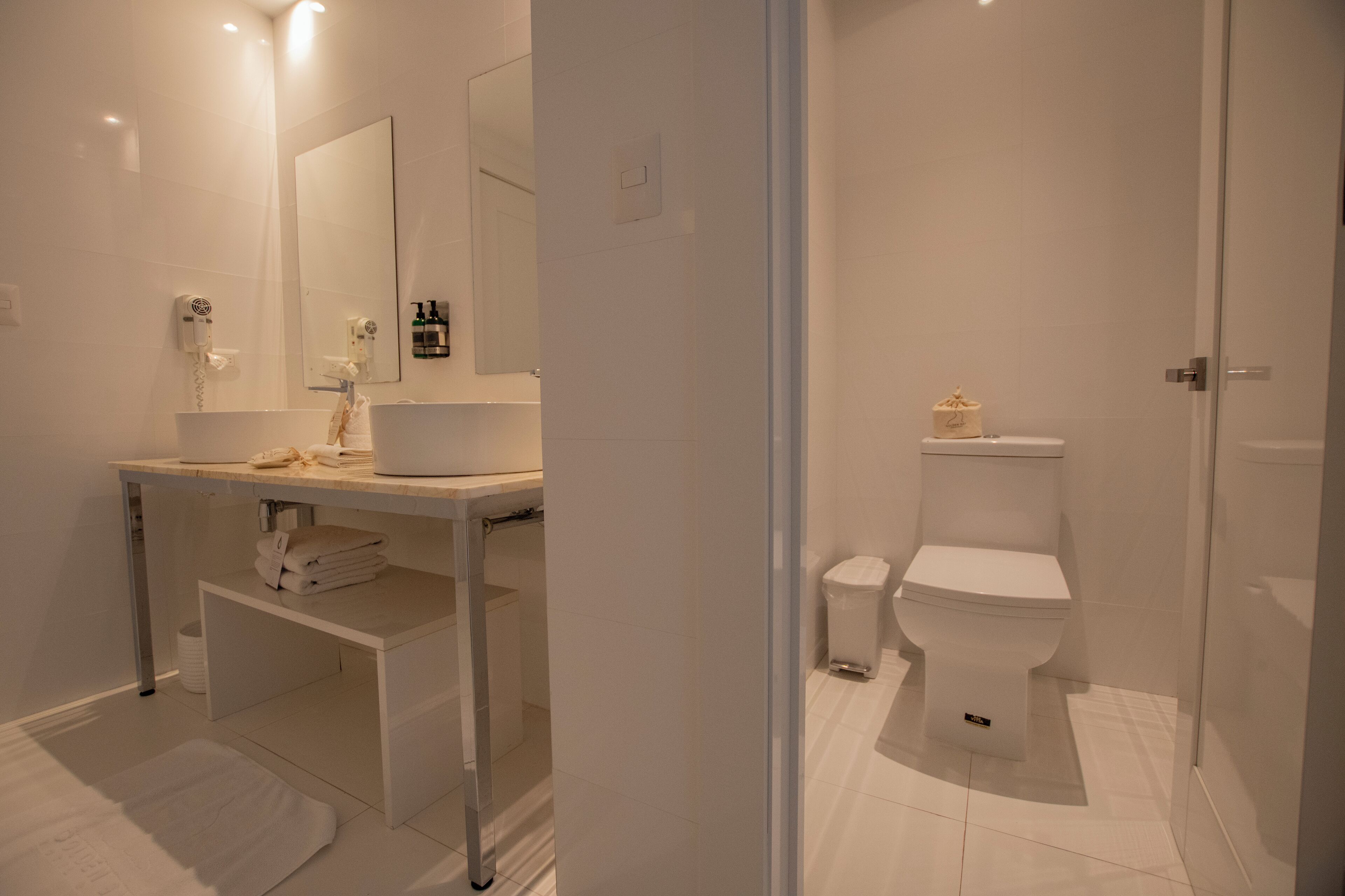 Golden Bay Hotel & Spa