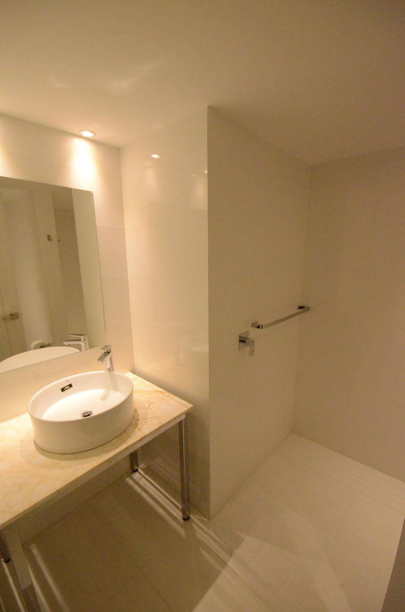 Golden Bay Hotel & Spa