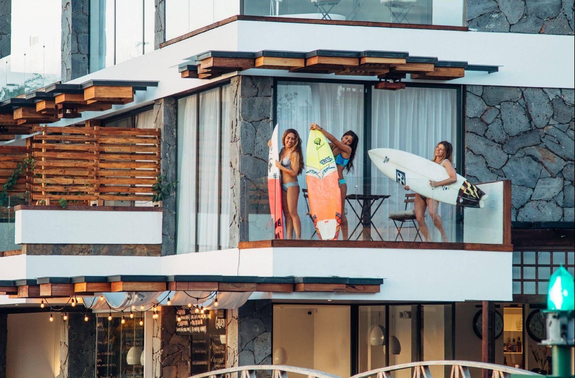 Golden Bay Hotel & Spa