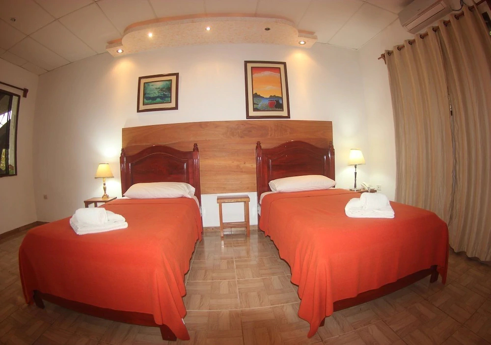 Twin Lodge Galapagos