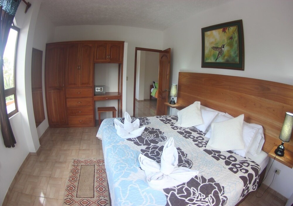 Twin Lodge Galapagos