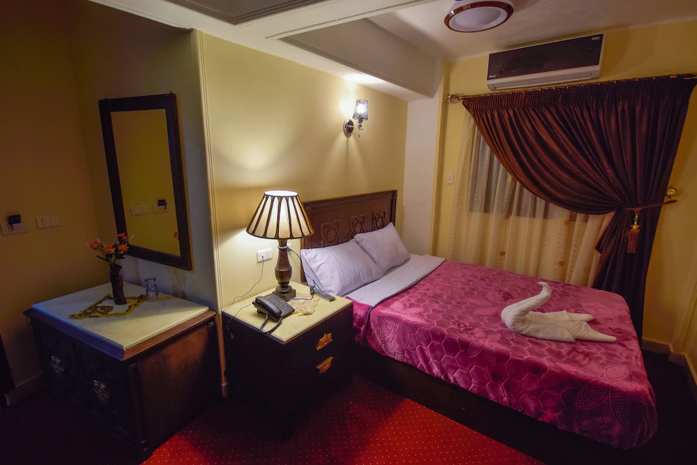 Amin Hotel