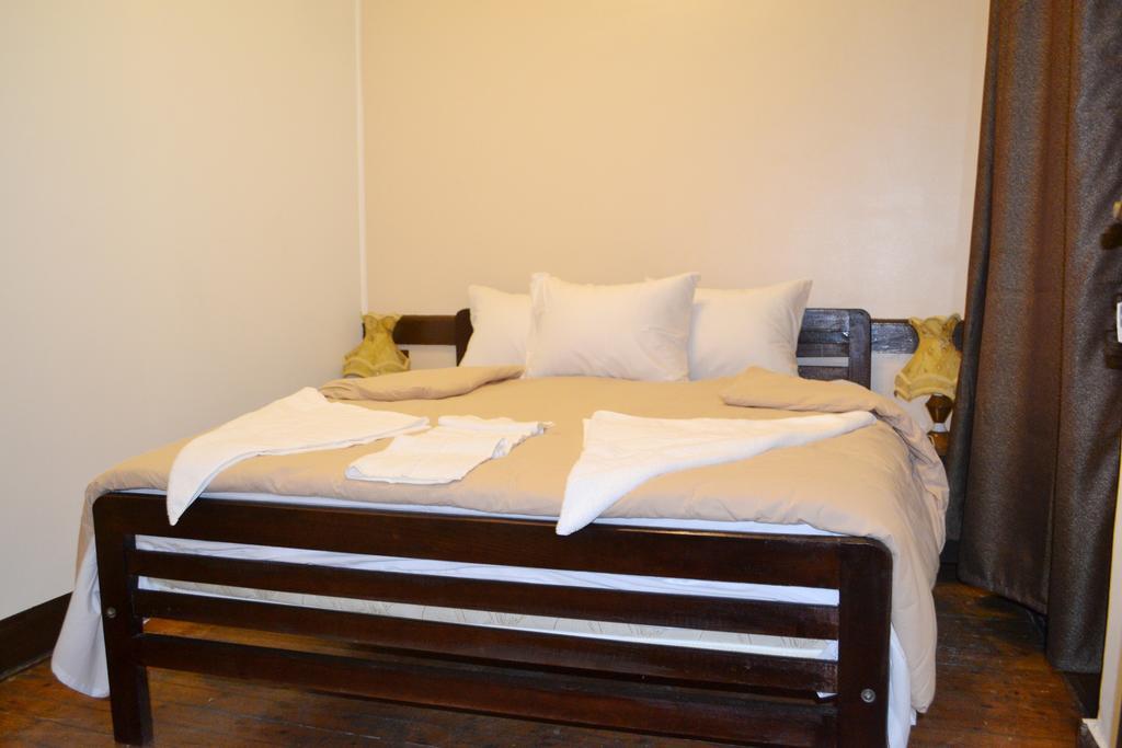 Cecilia Hotel