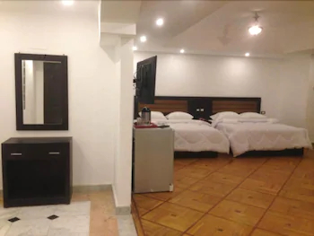 Galaxy Royal Suites Hotel