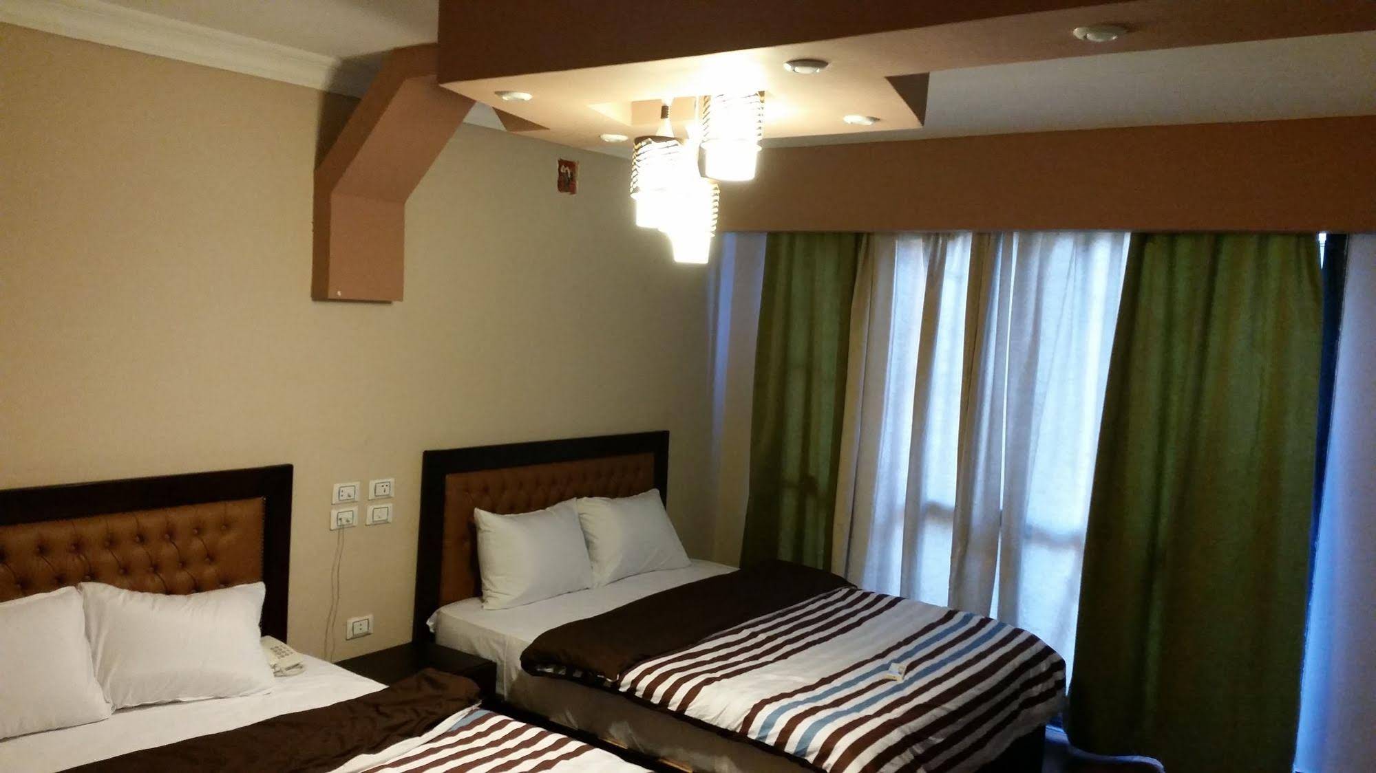 Mandarin Hotel
