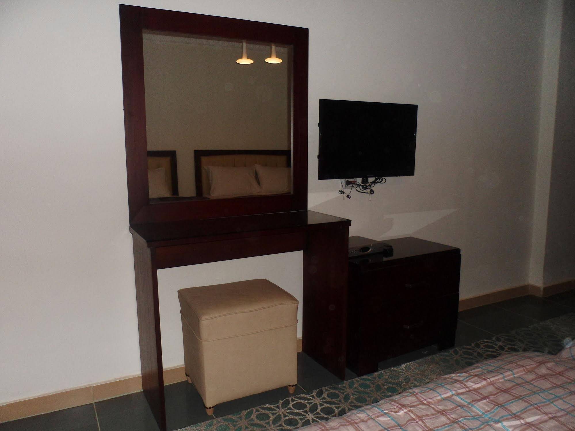 Mandarin Hotel