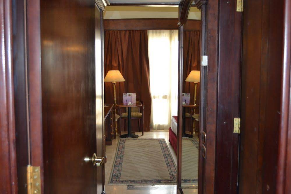 Triumph Plaza Hotel