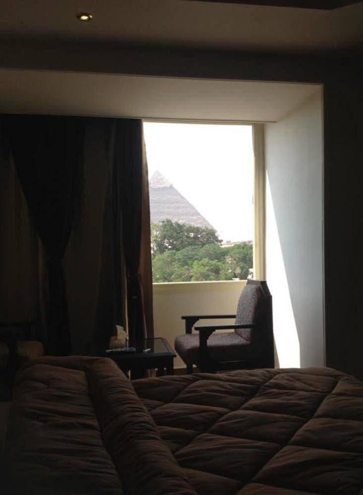 Great Pyramid Inn