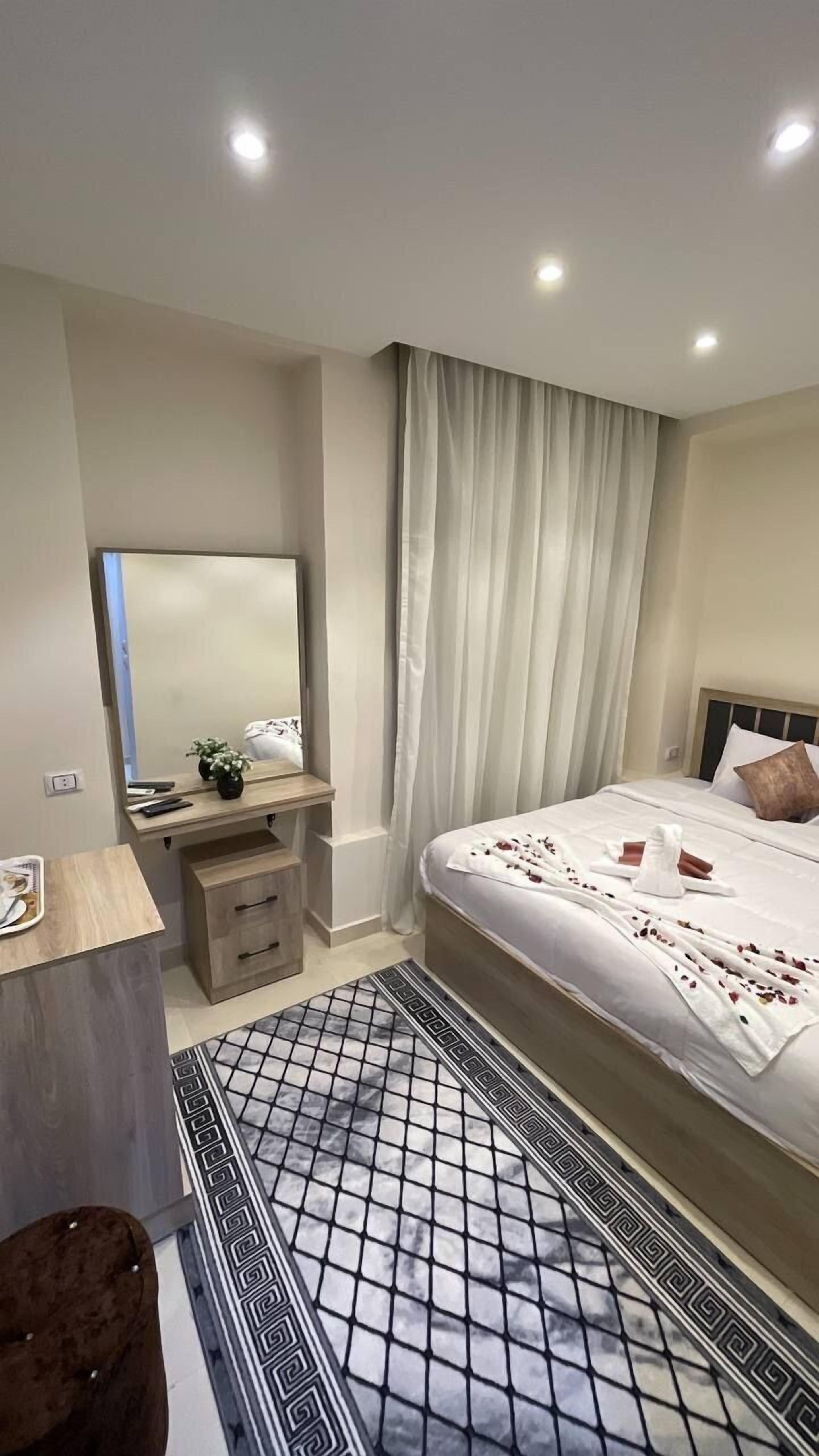 Locanda Pyramids Hotel