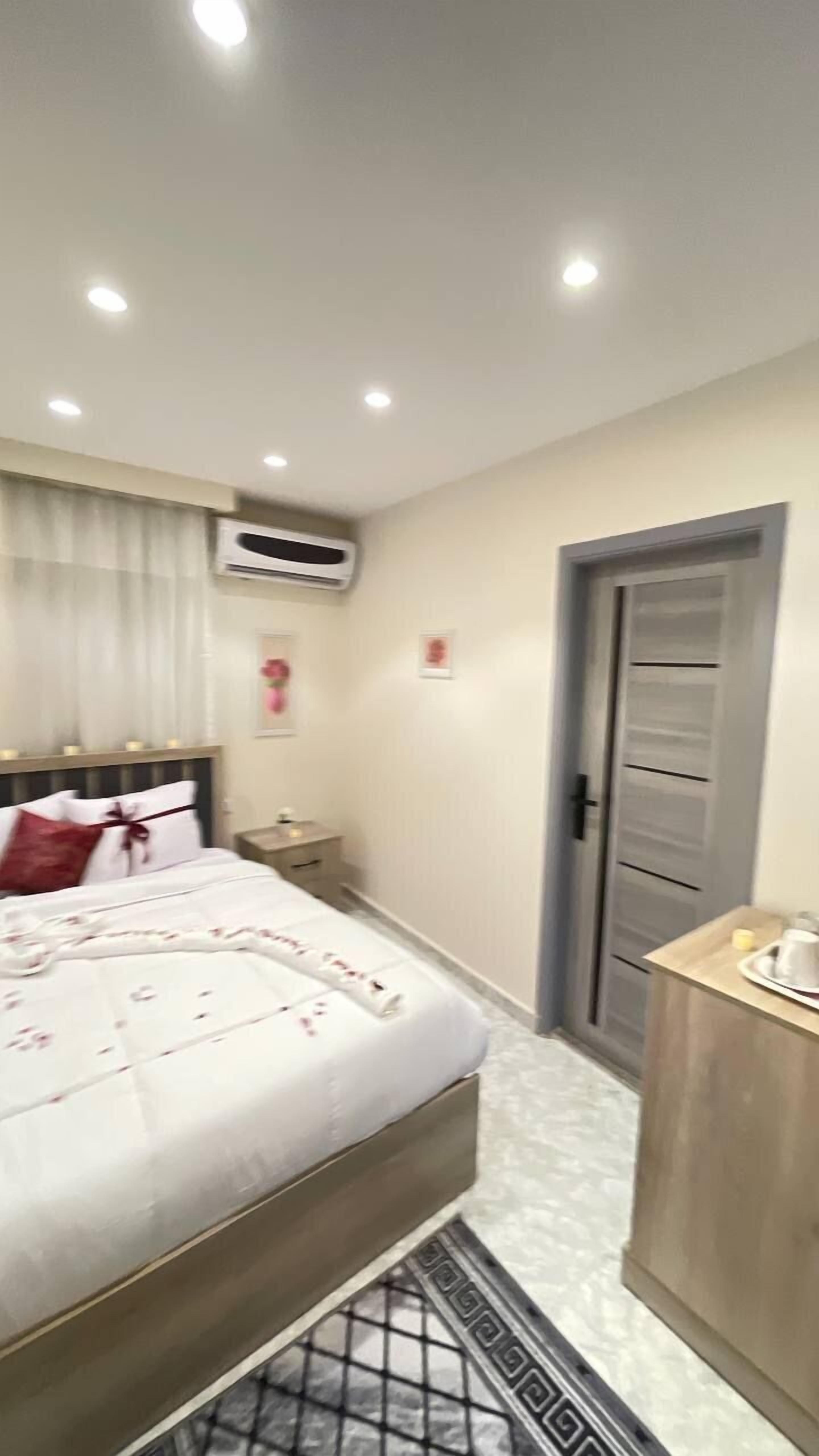 Locanda Pyramids Hotel