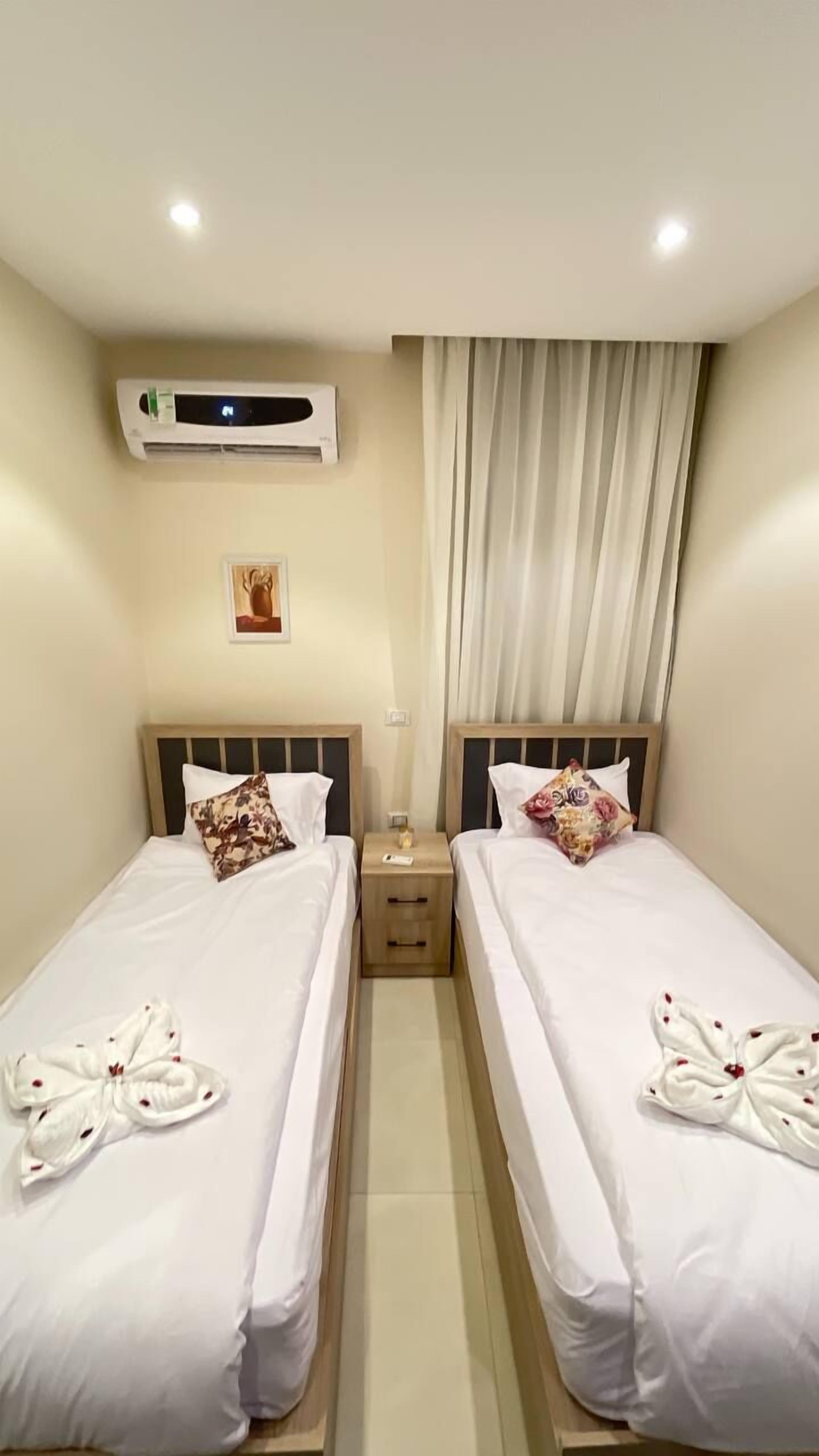 Locanda Pyramids Hotel