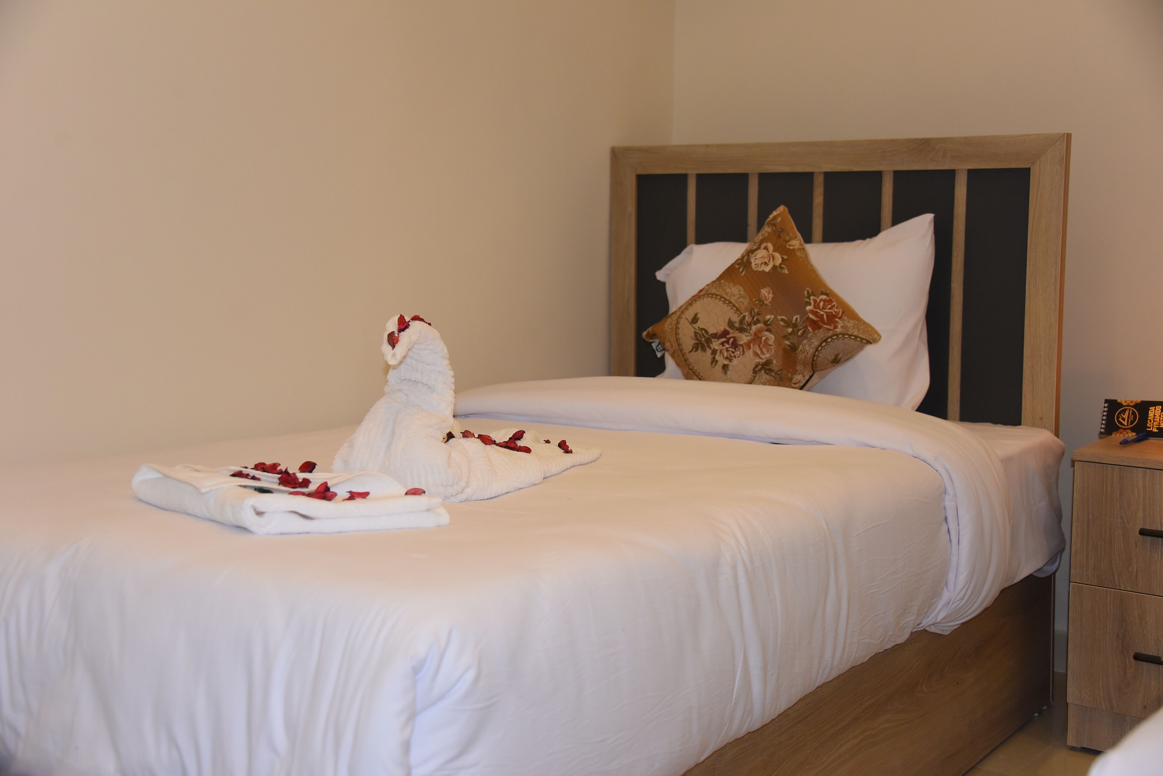 Locanda Pyramids Hotel