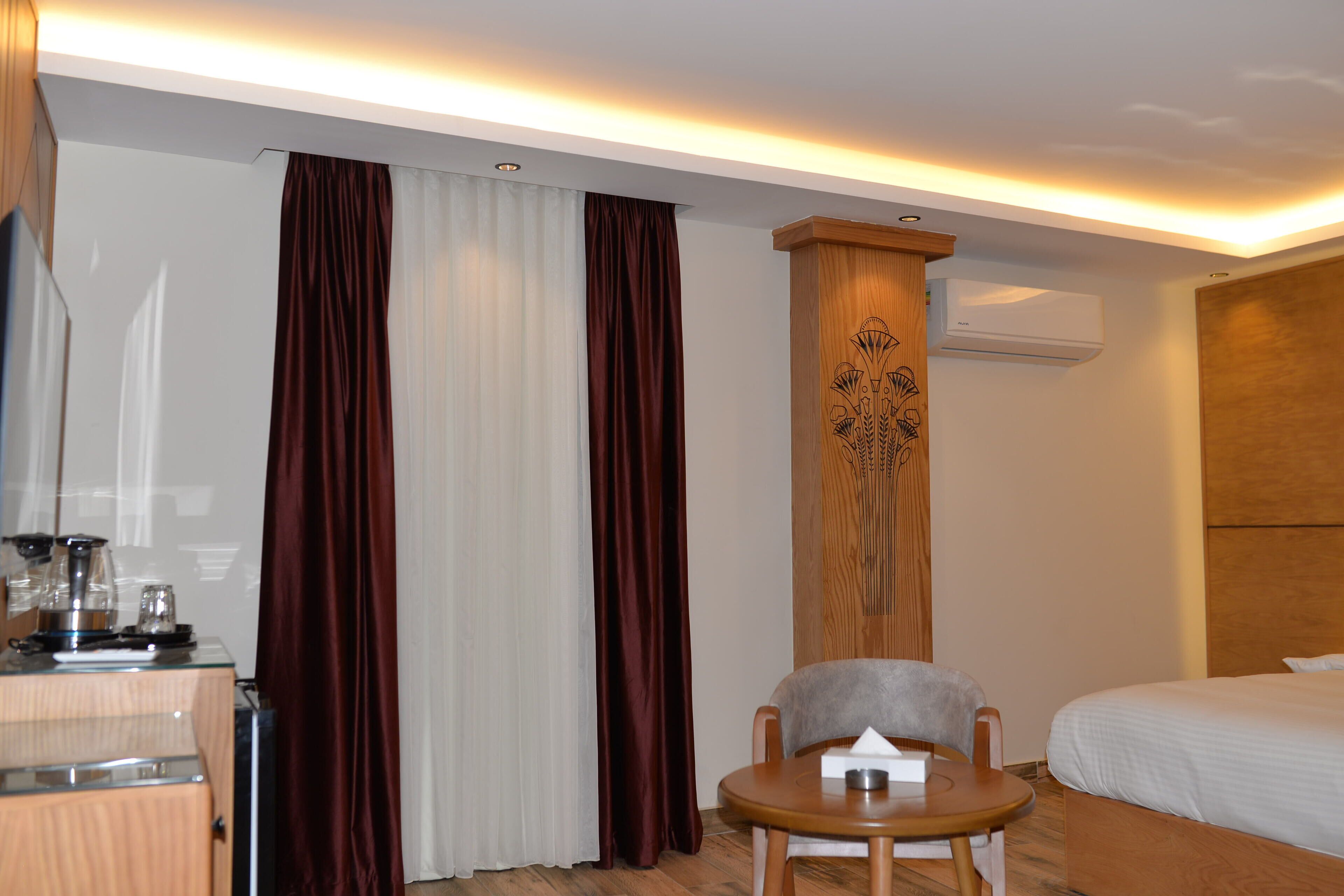 Neom Pyramids Valley Boutique Hotel