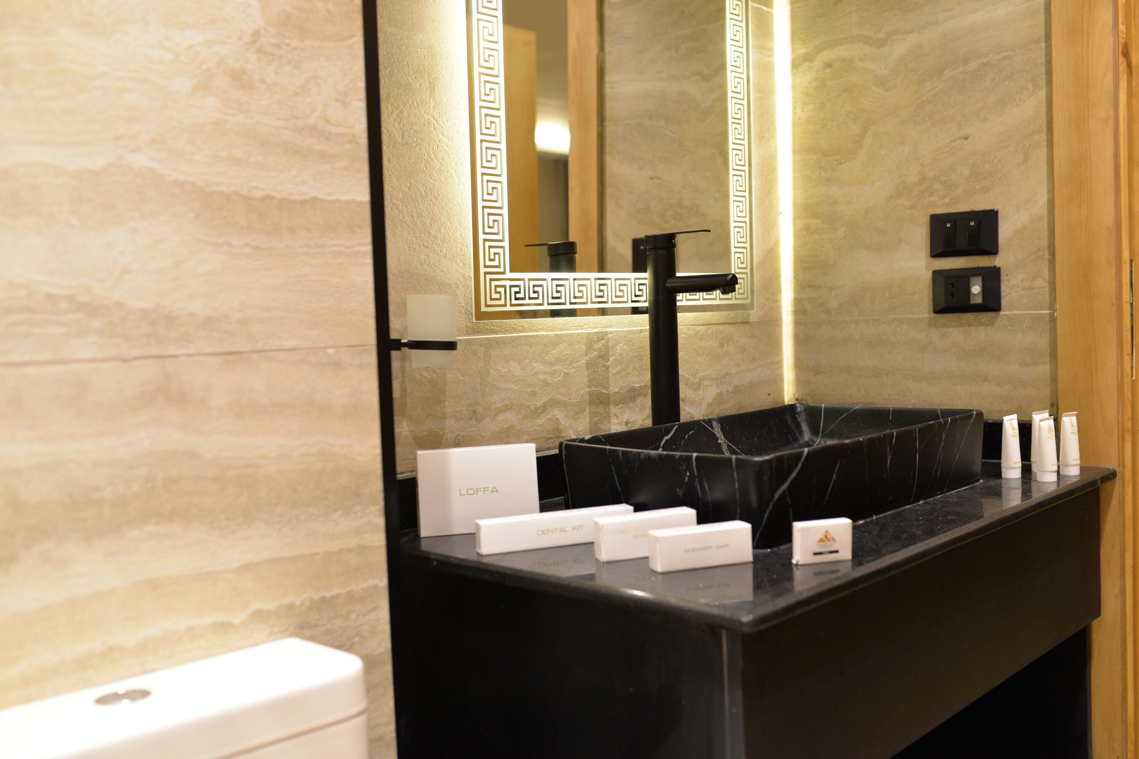 Neom Pyramids Valley Boutique Hotel