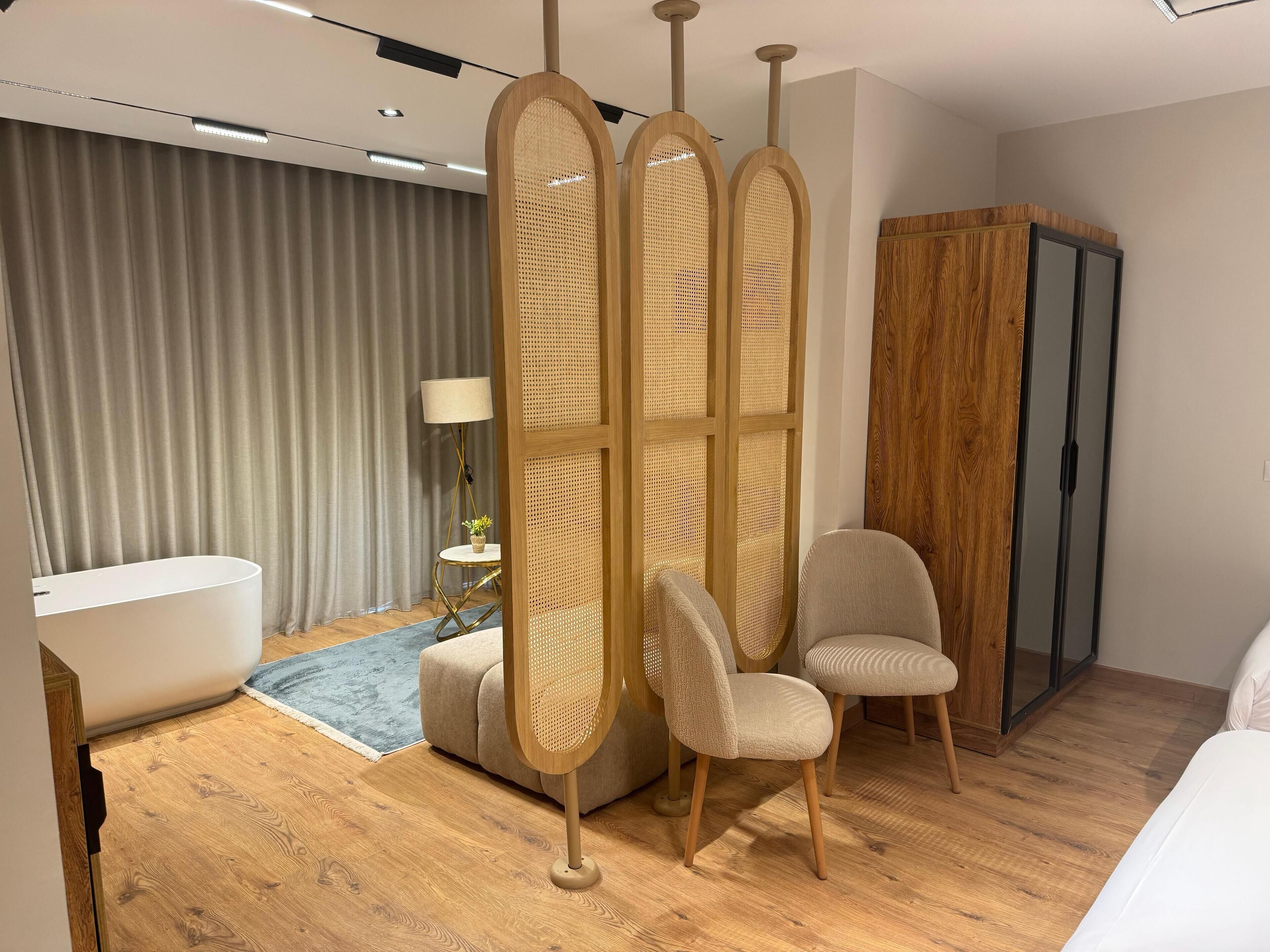 Palacio Pyramids Hotel