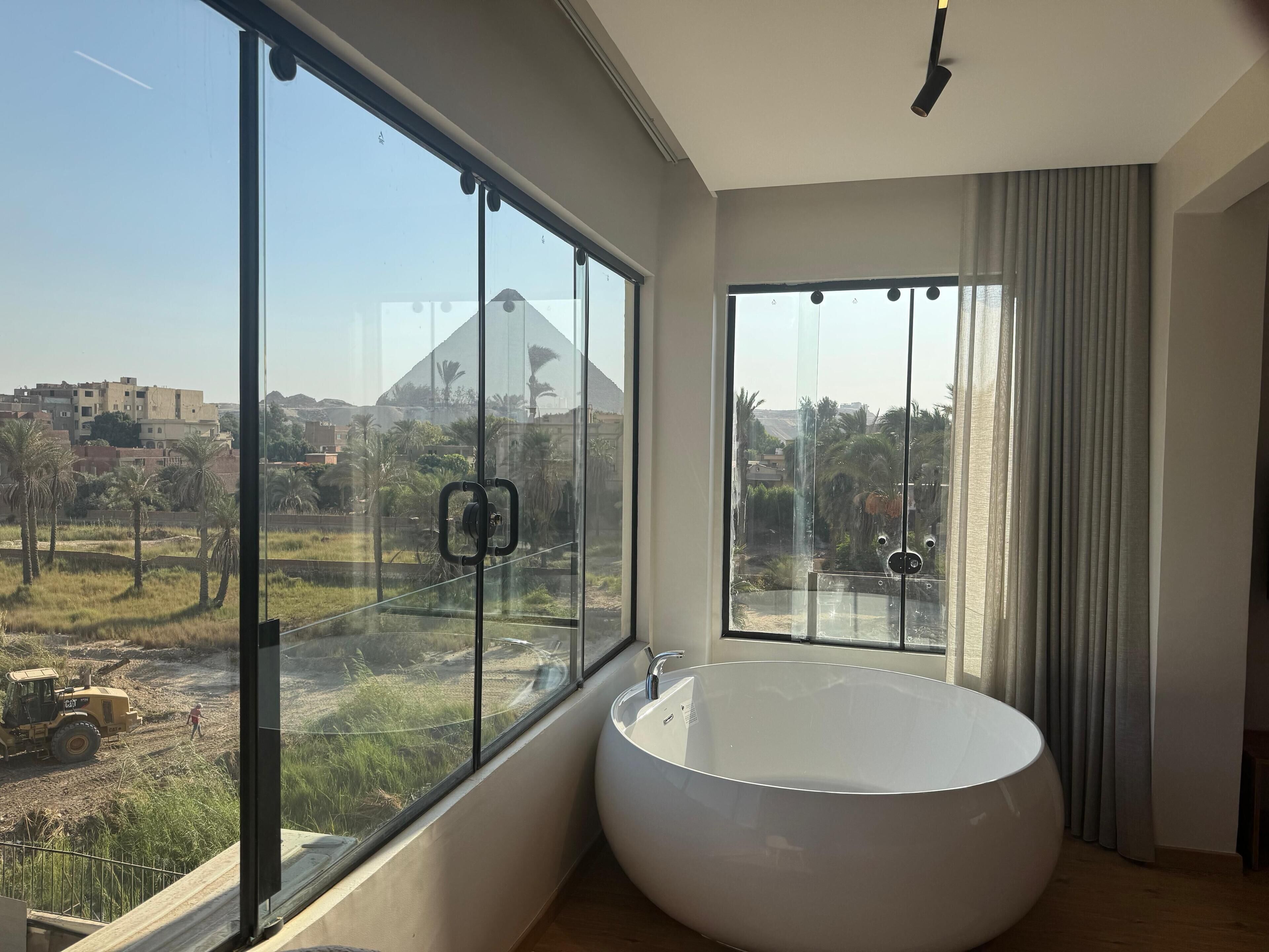 Palacio Pyramids Hotel