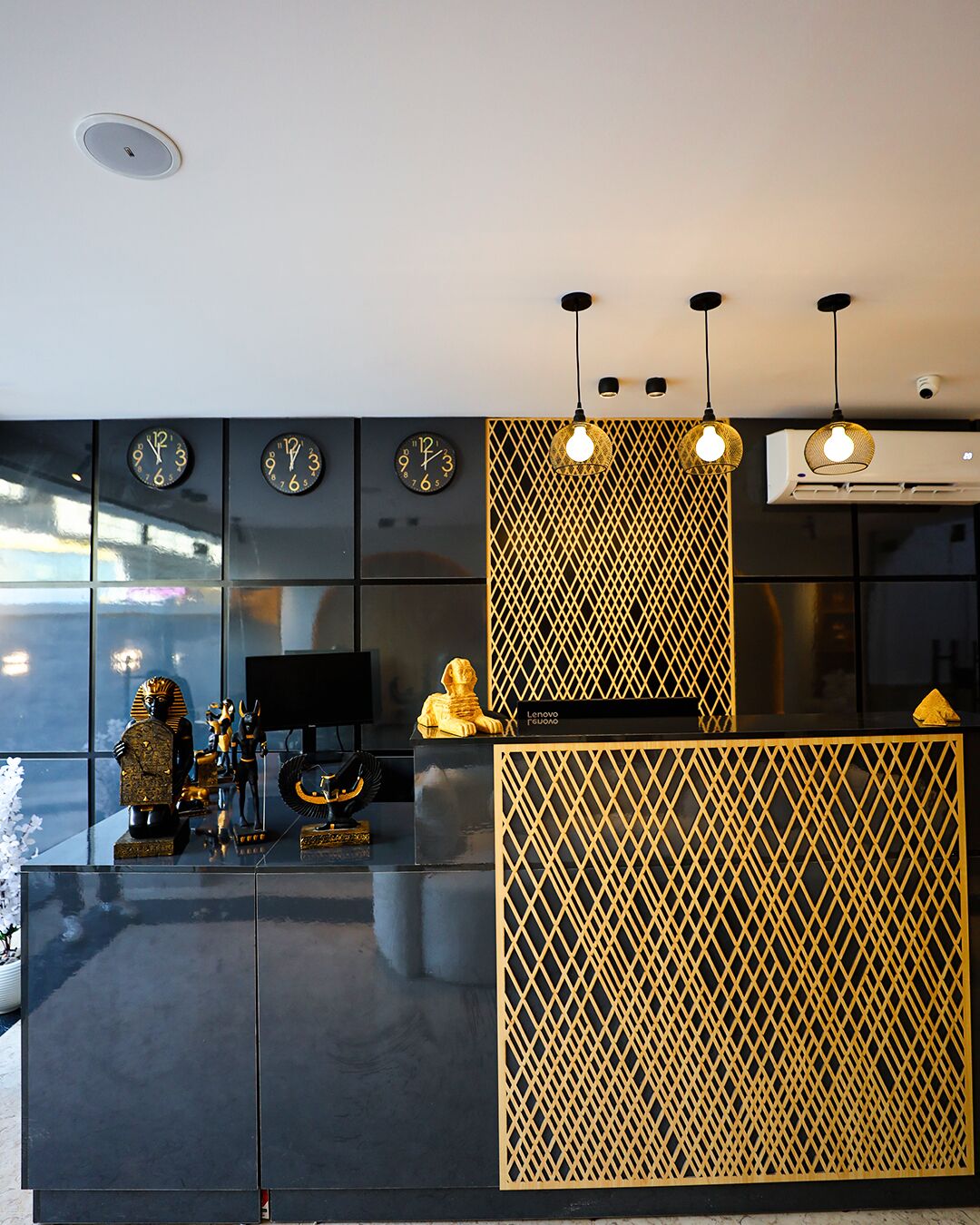 Palacio Pyramids Hotel