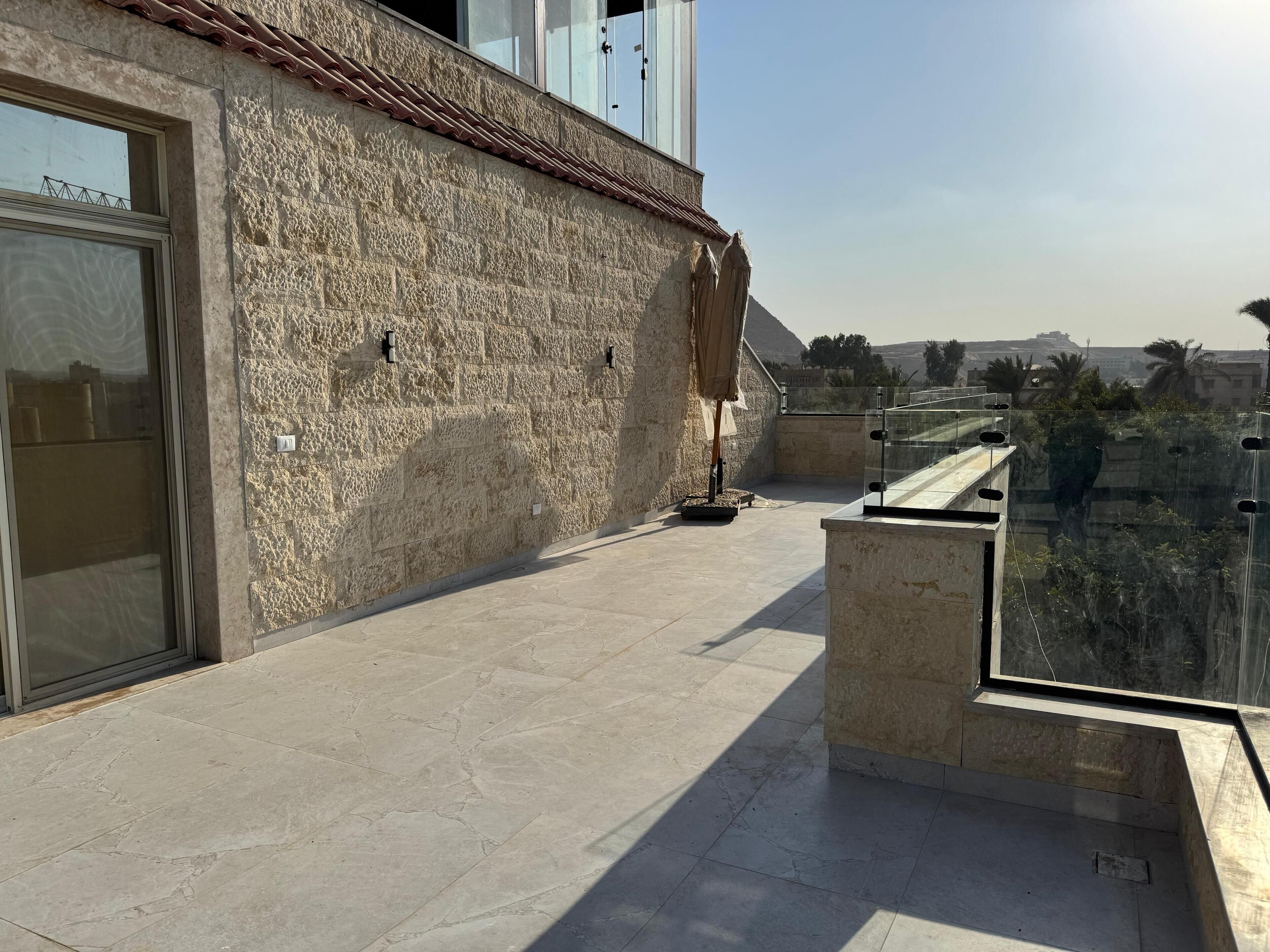 Palacio Pyramids Hotel