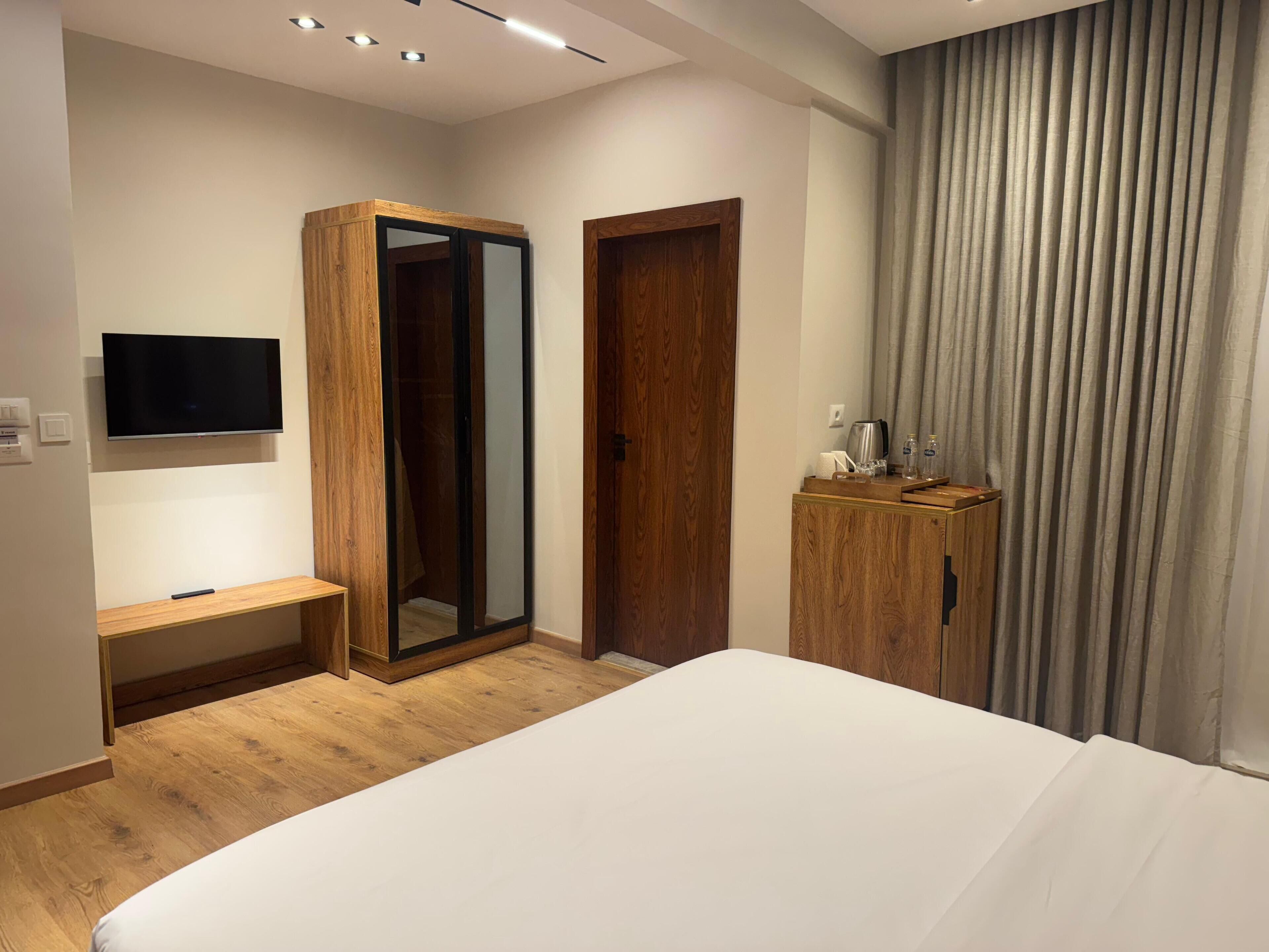 Palacio Pyramids Hotel