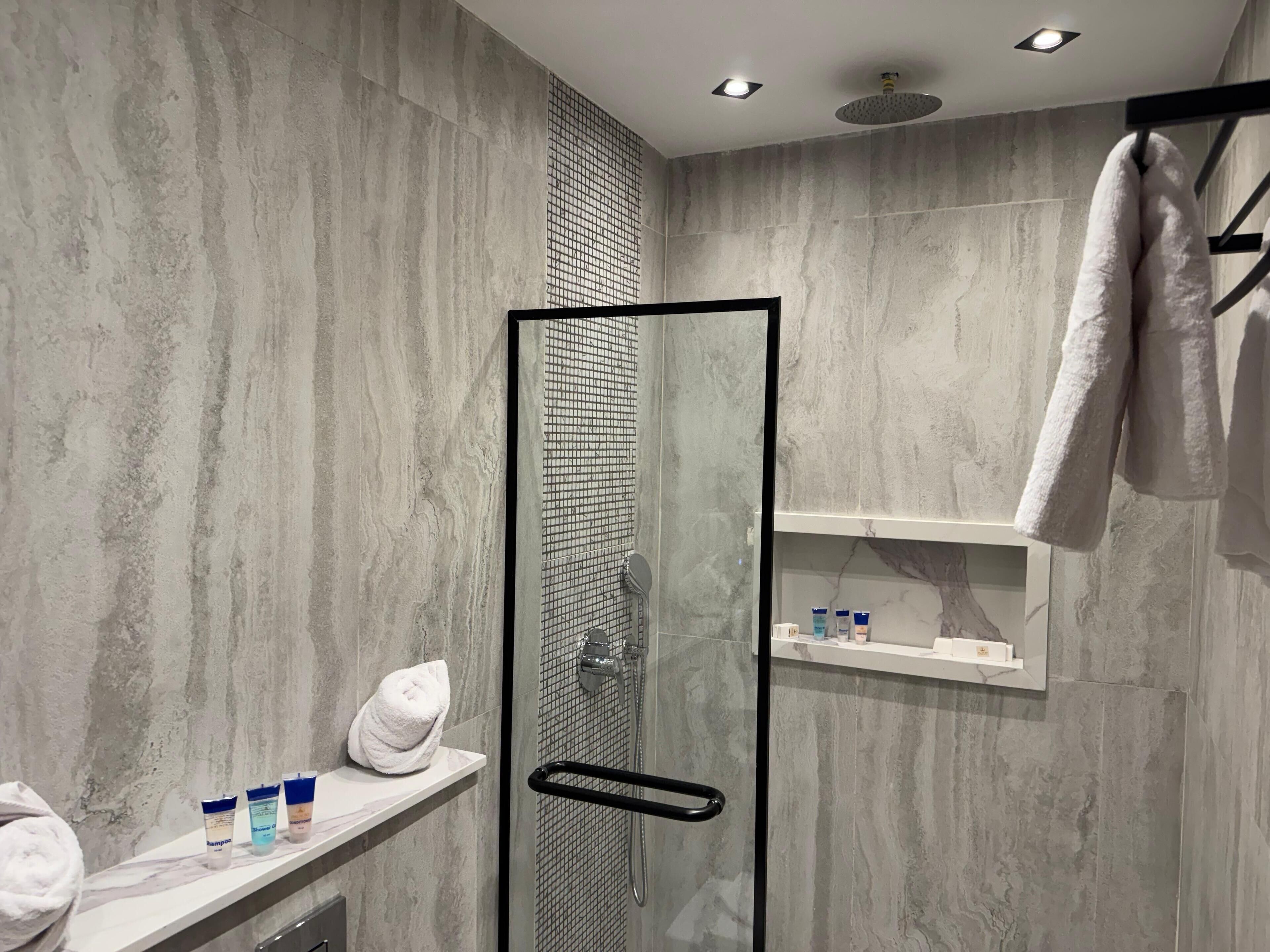 Palacio Pyramids Hotel