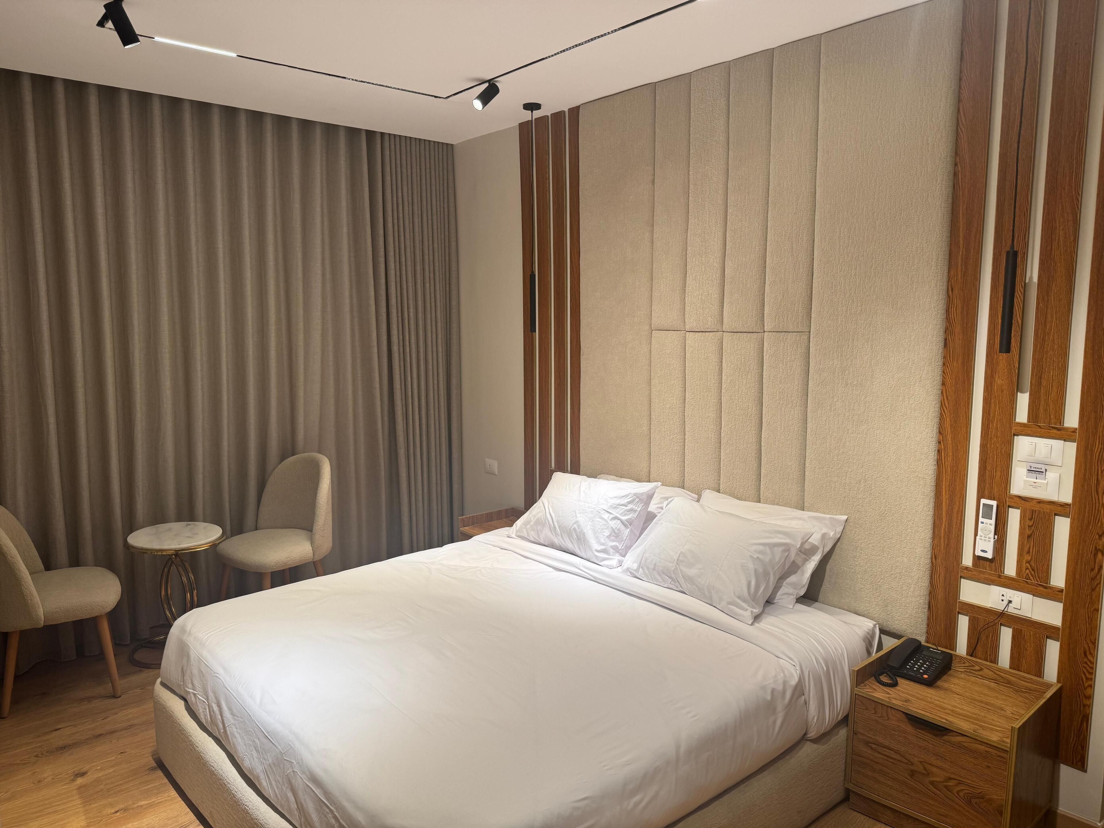 Palacio Pyramids Hotel