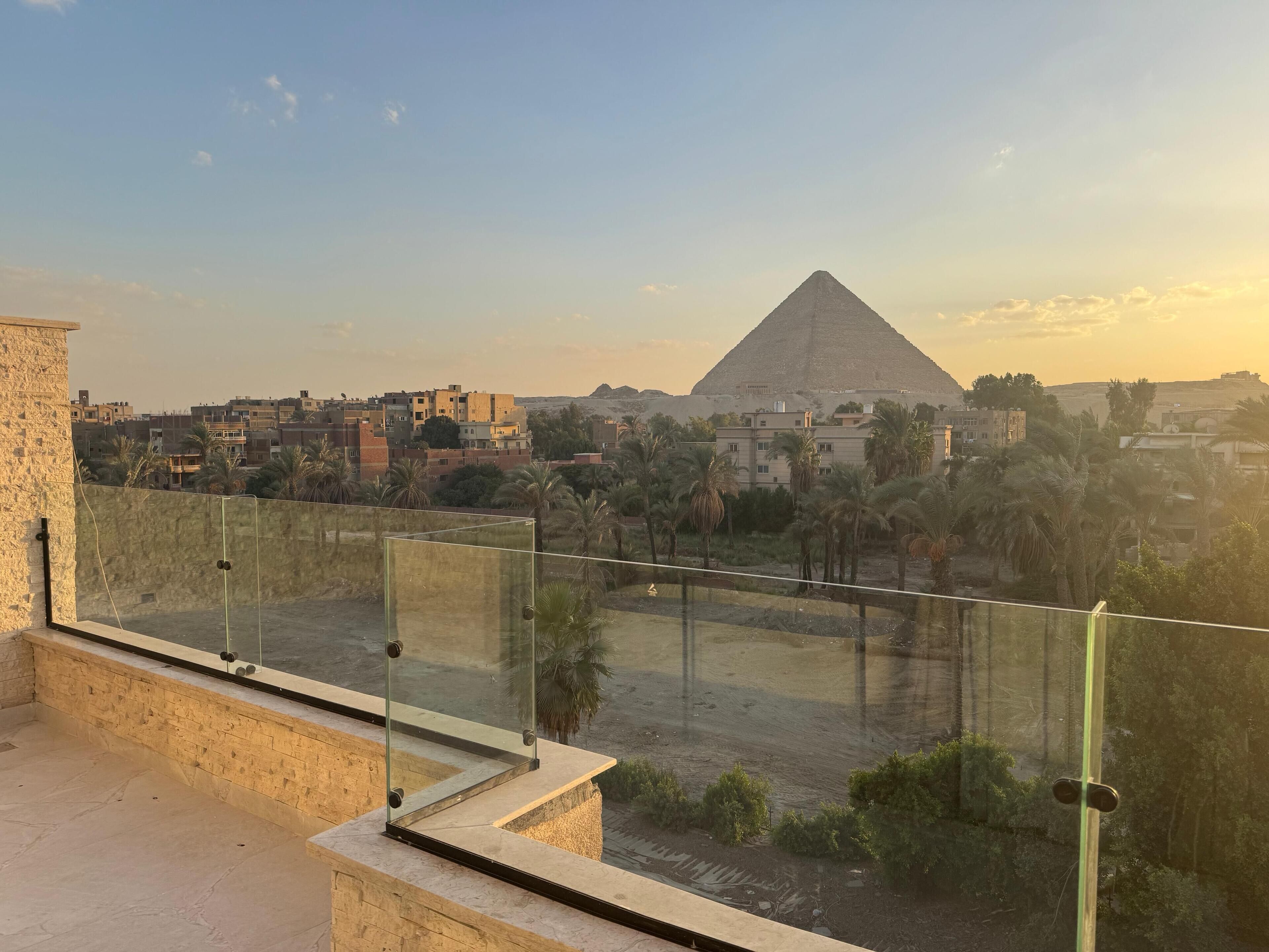 Palacio Pyramids Hotel
