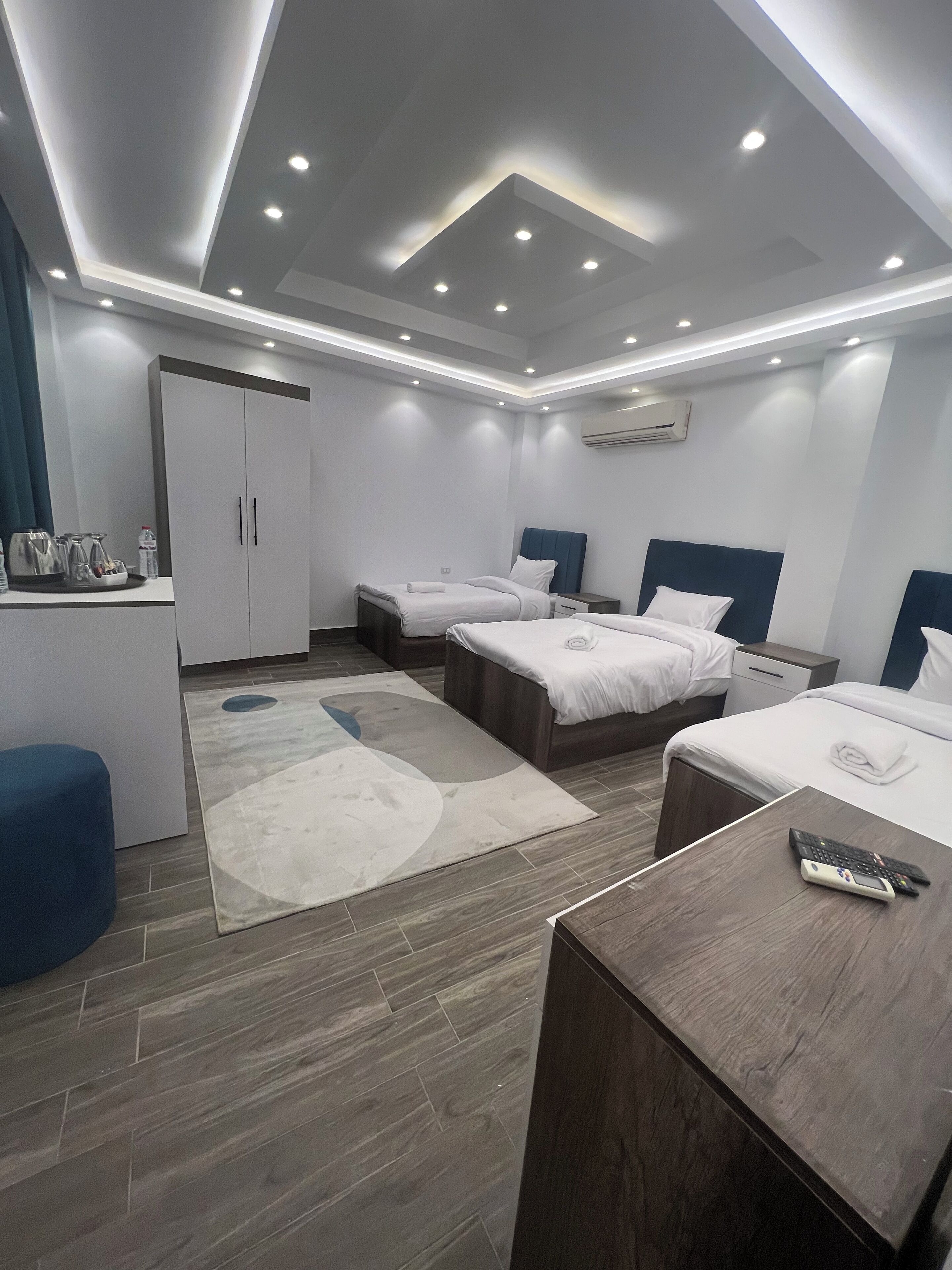Premier Pyramids Inn