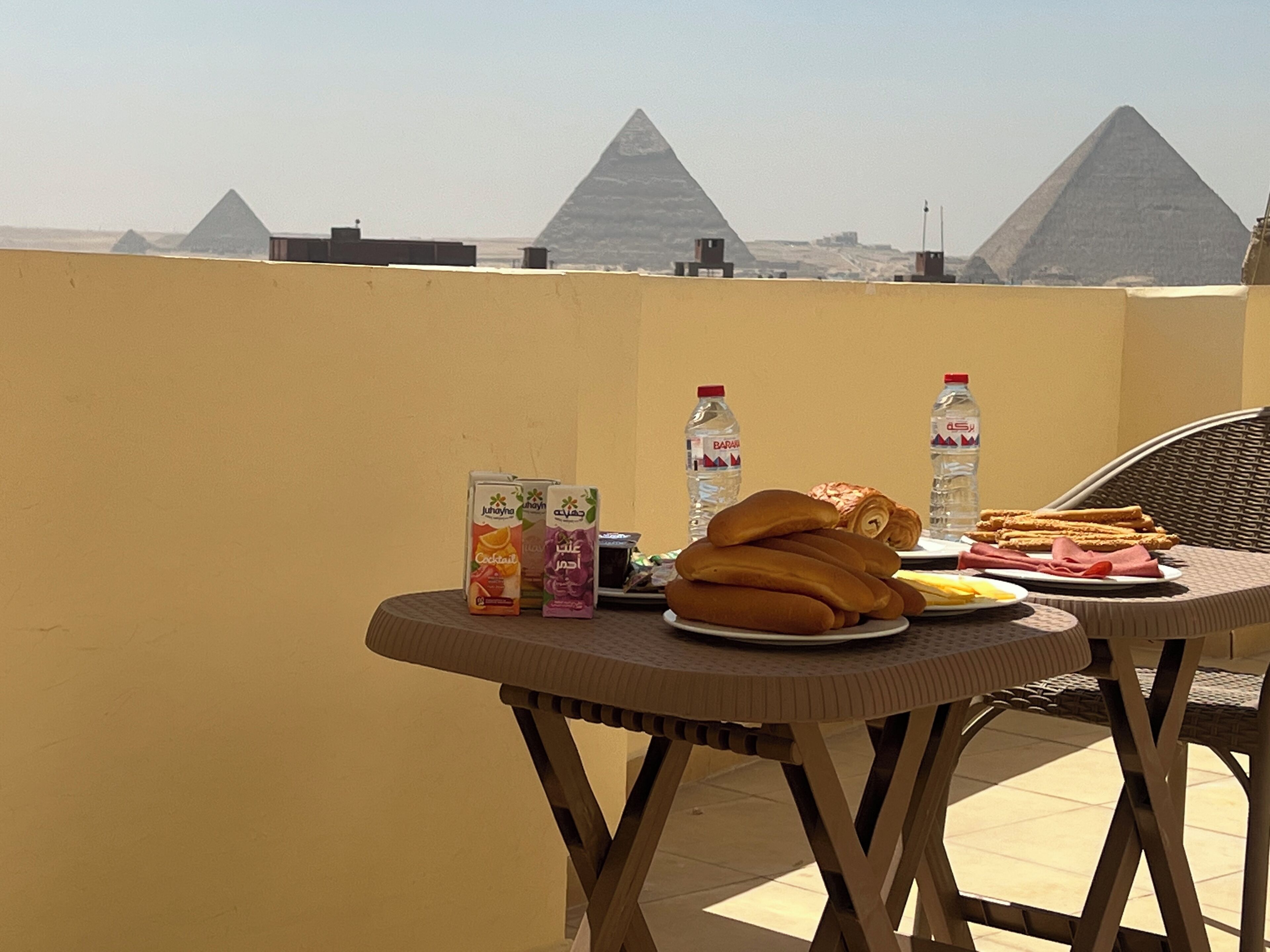 Premier Pyramids Inn