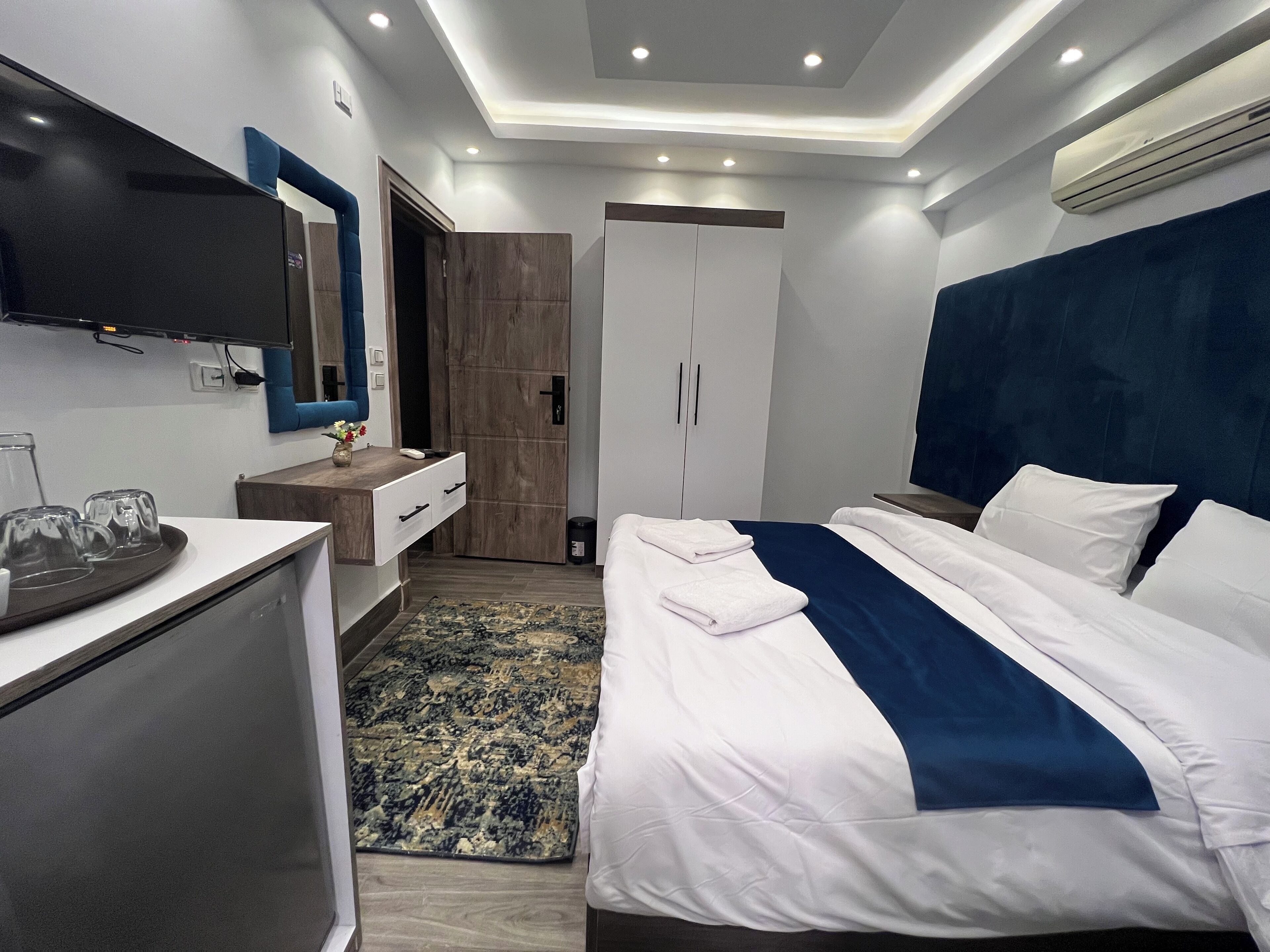 Premier Pyramids Inn