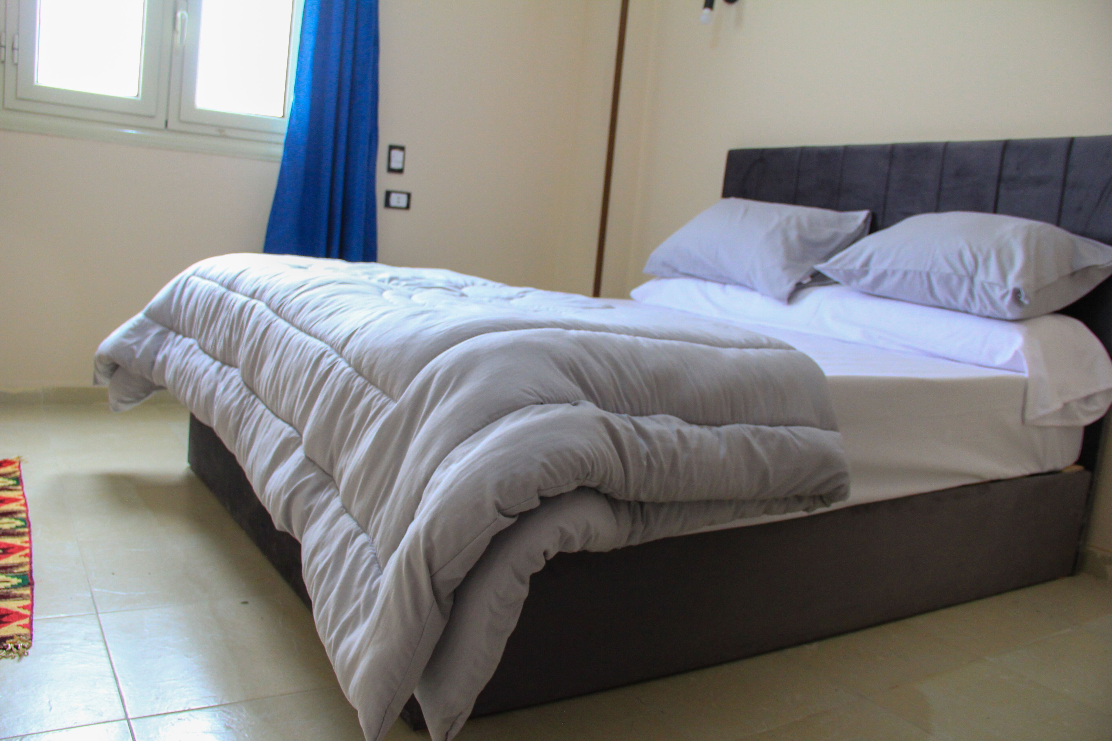 Pyramids Road Guest House