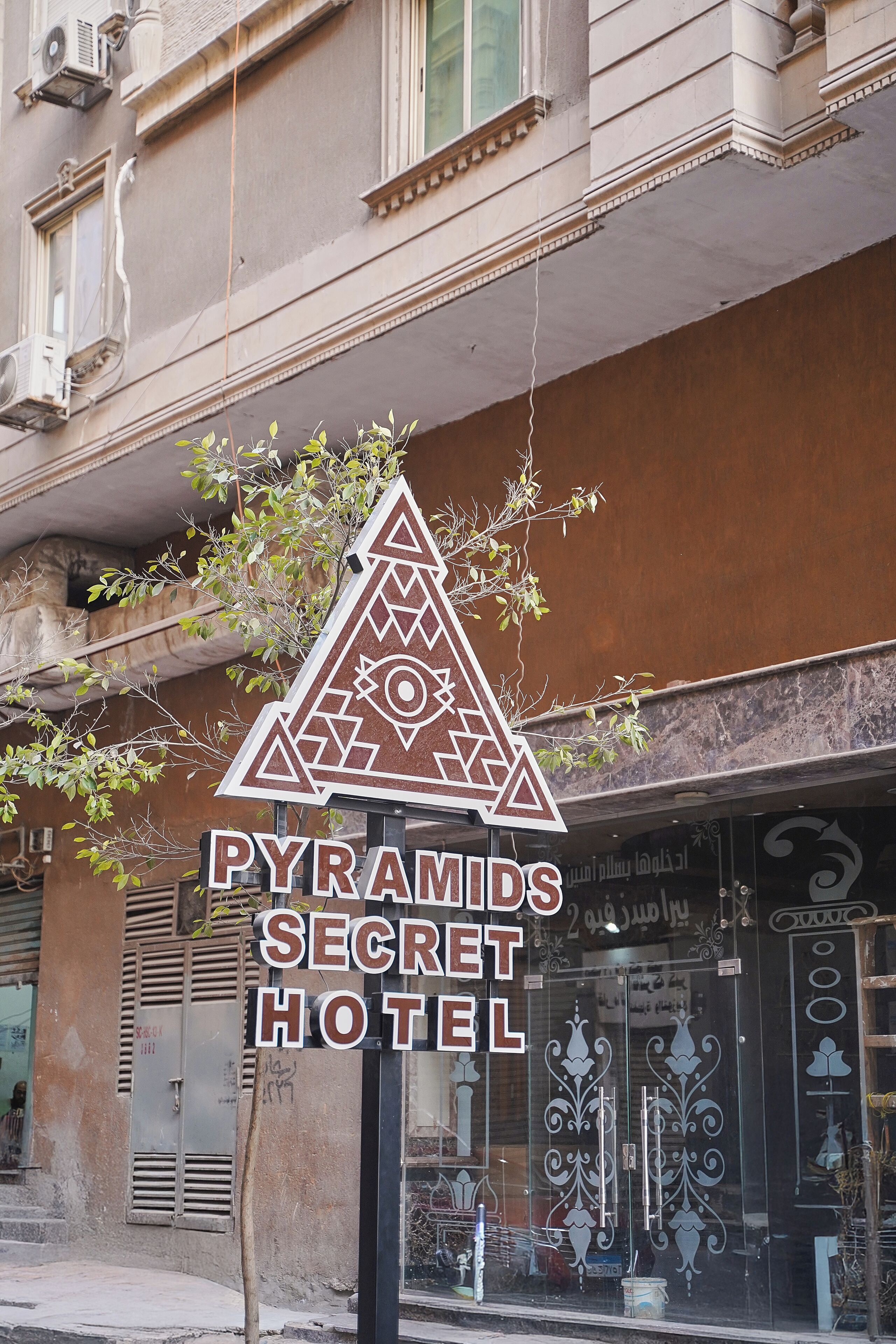 Pyramids Secret Hotel