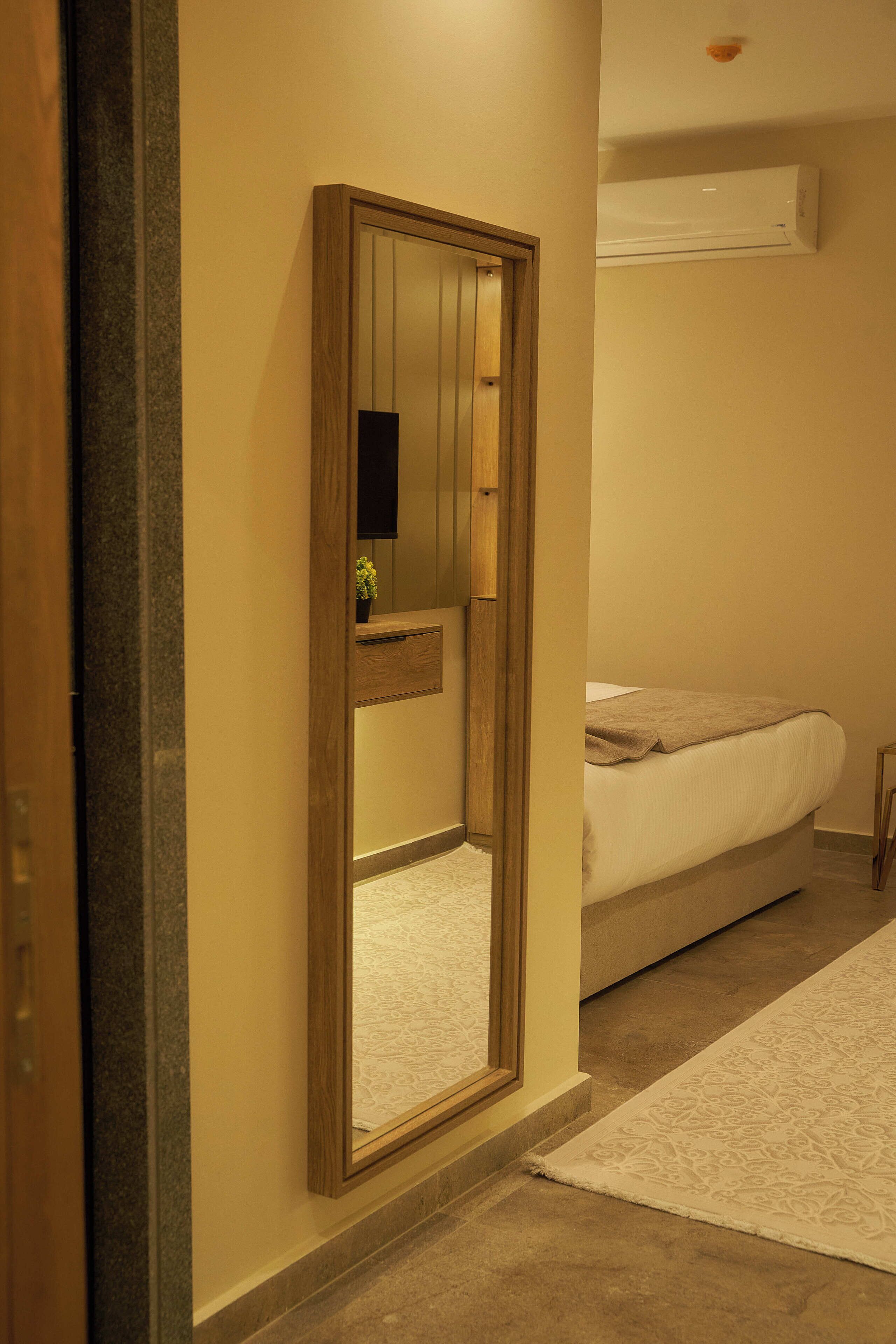 Pyramids Secret Hotel