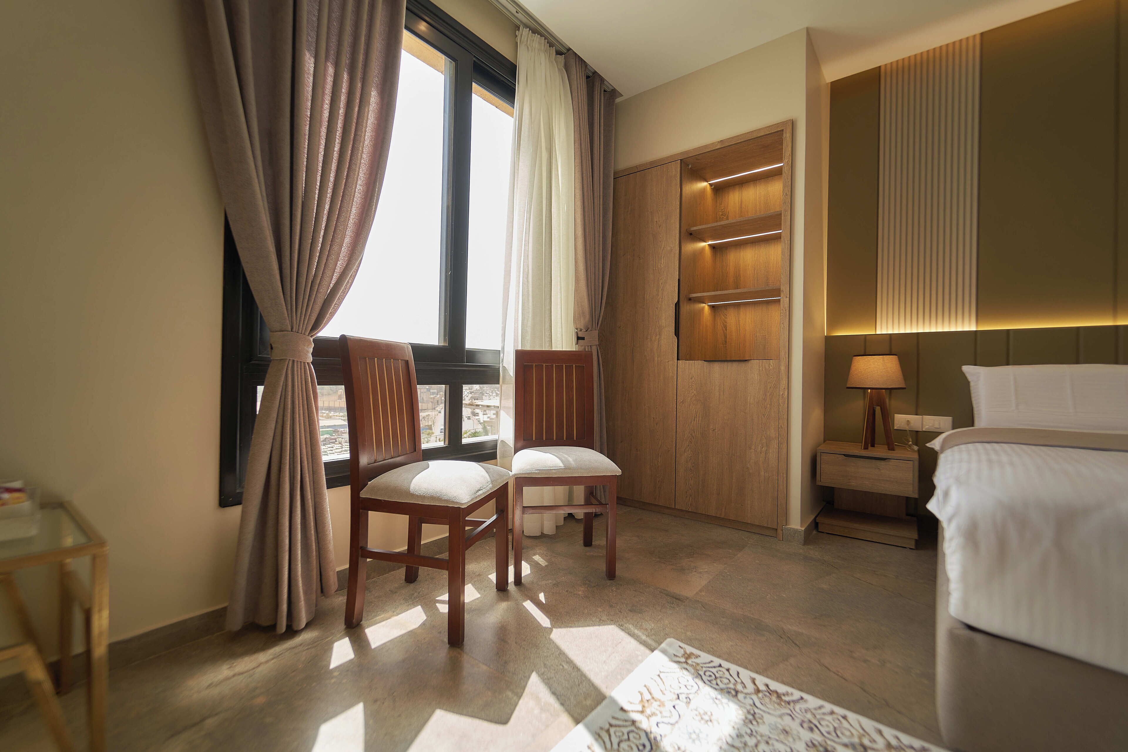 Pyramids Secret Hotel