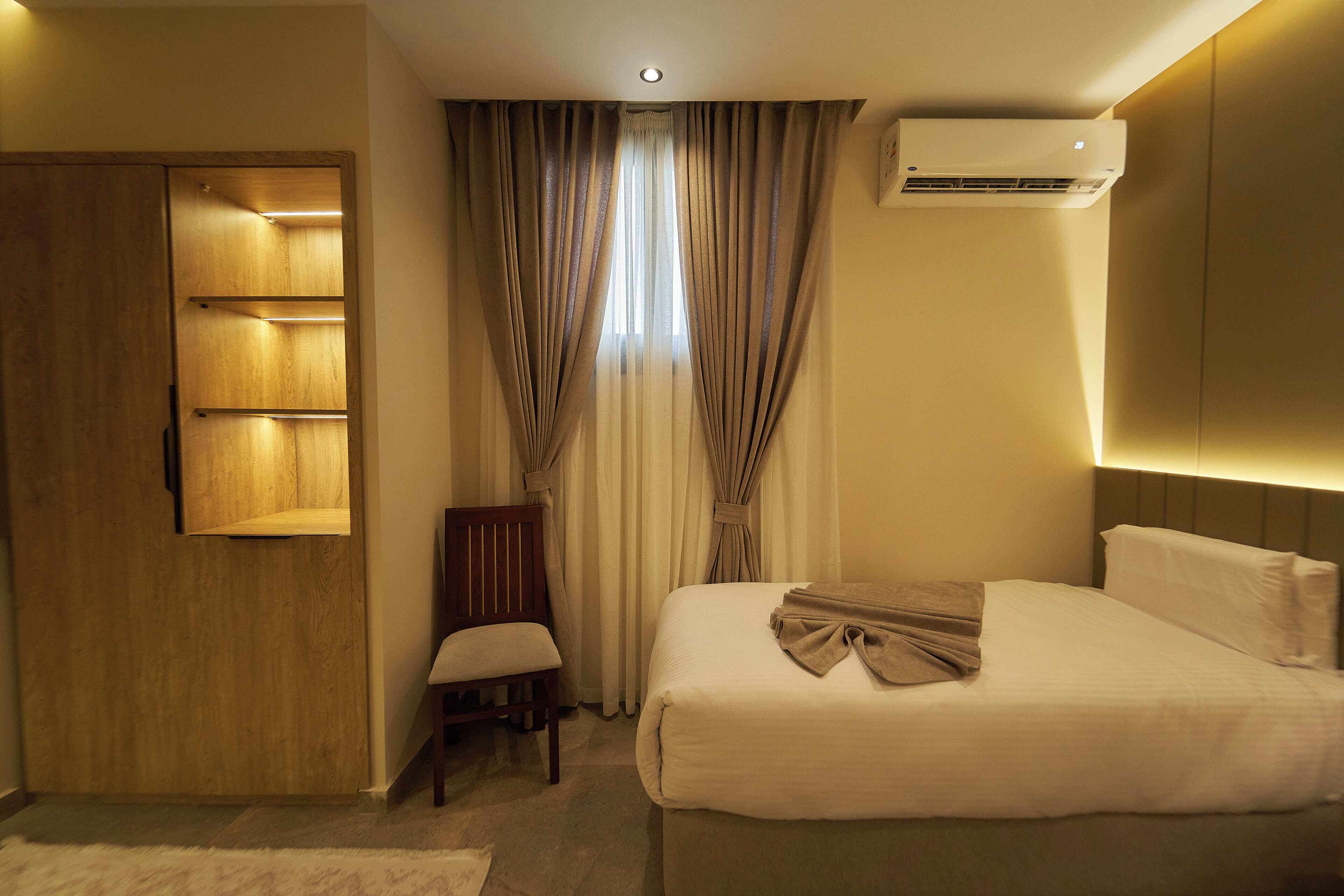 Pyramids Secret Hotel