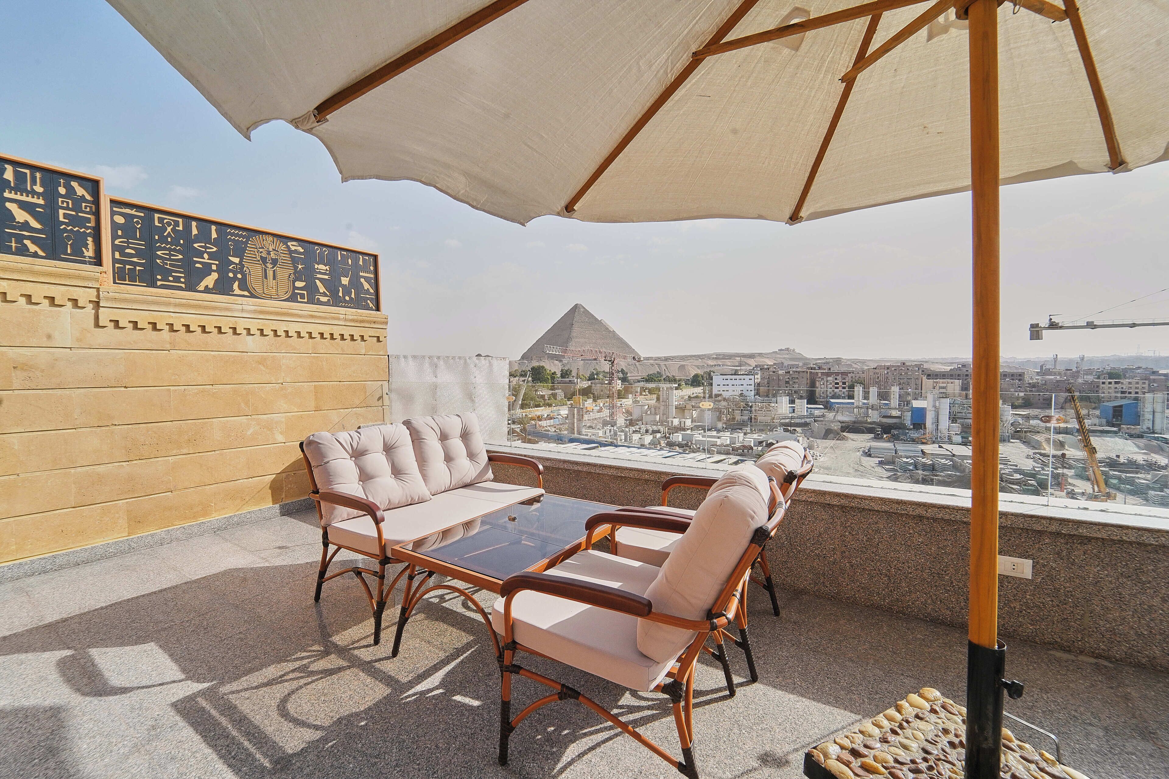 Pyramids Secret Hotel