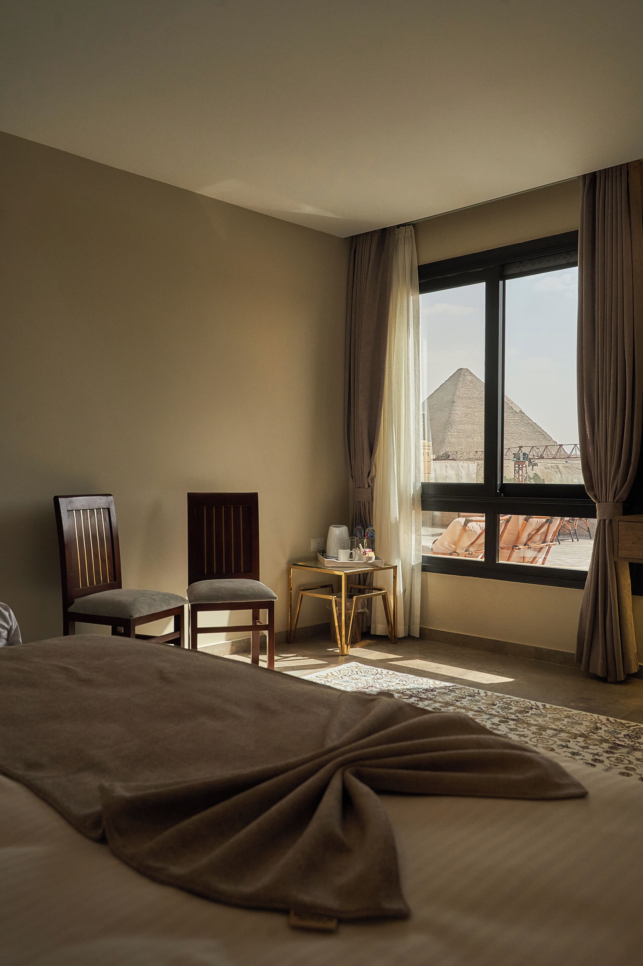 Pyramids Secret Hotel