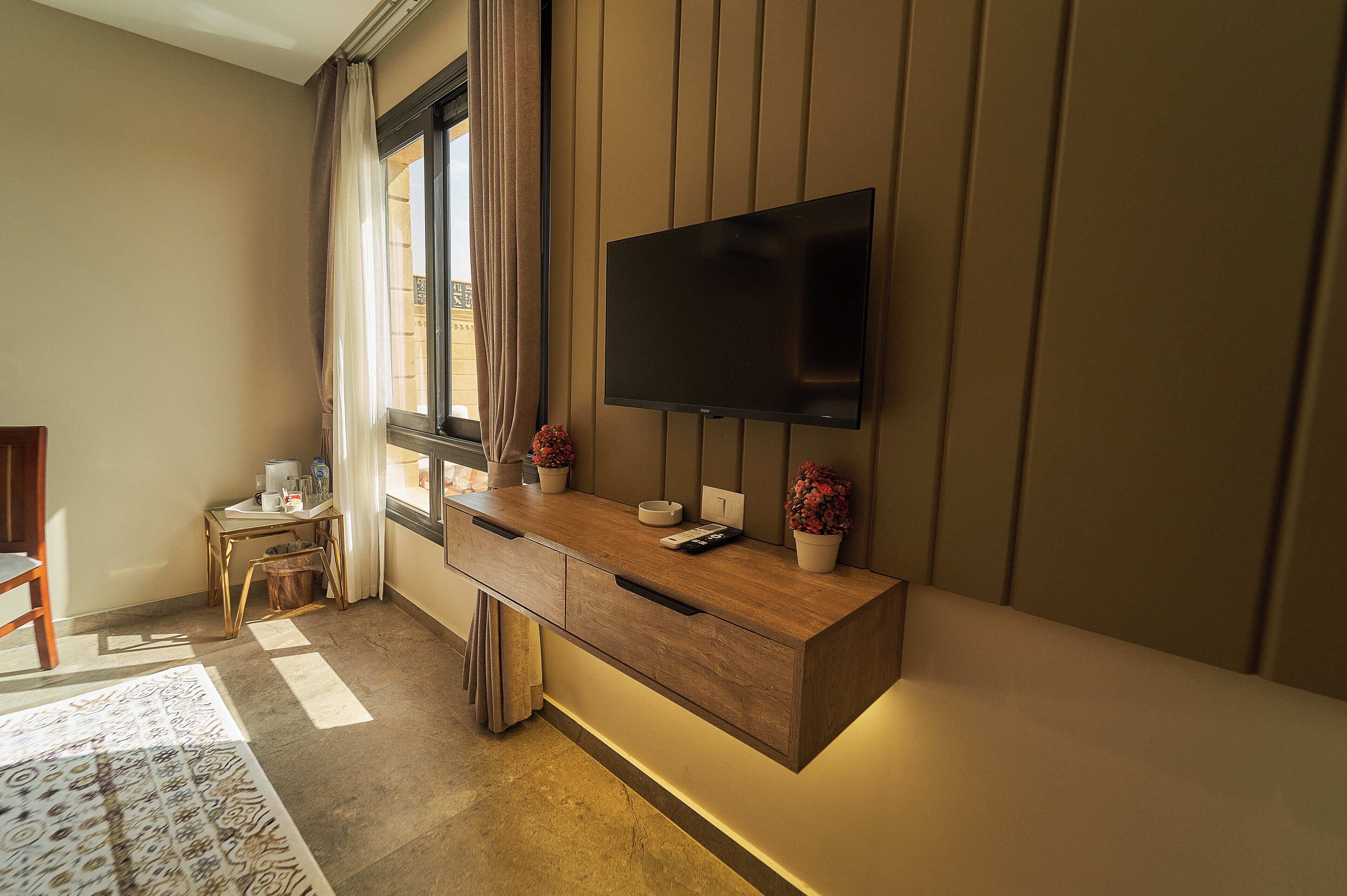 Pyramids Secret Hotel