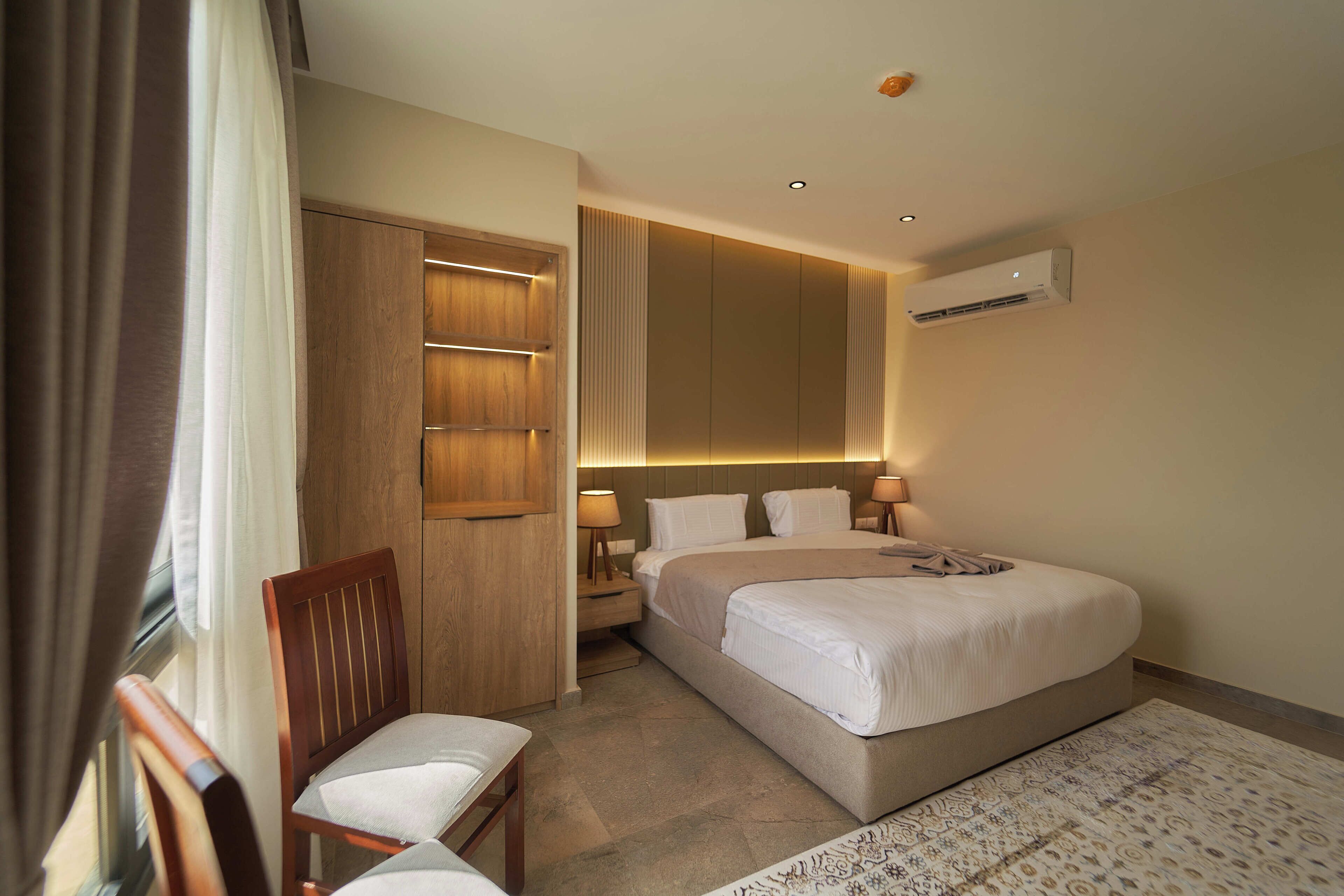 Pyramids Secret Hotel