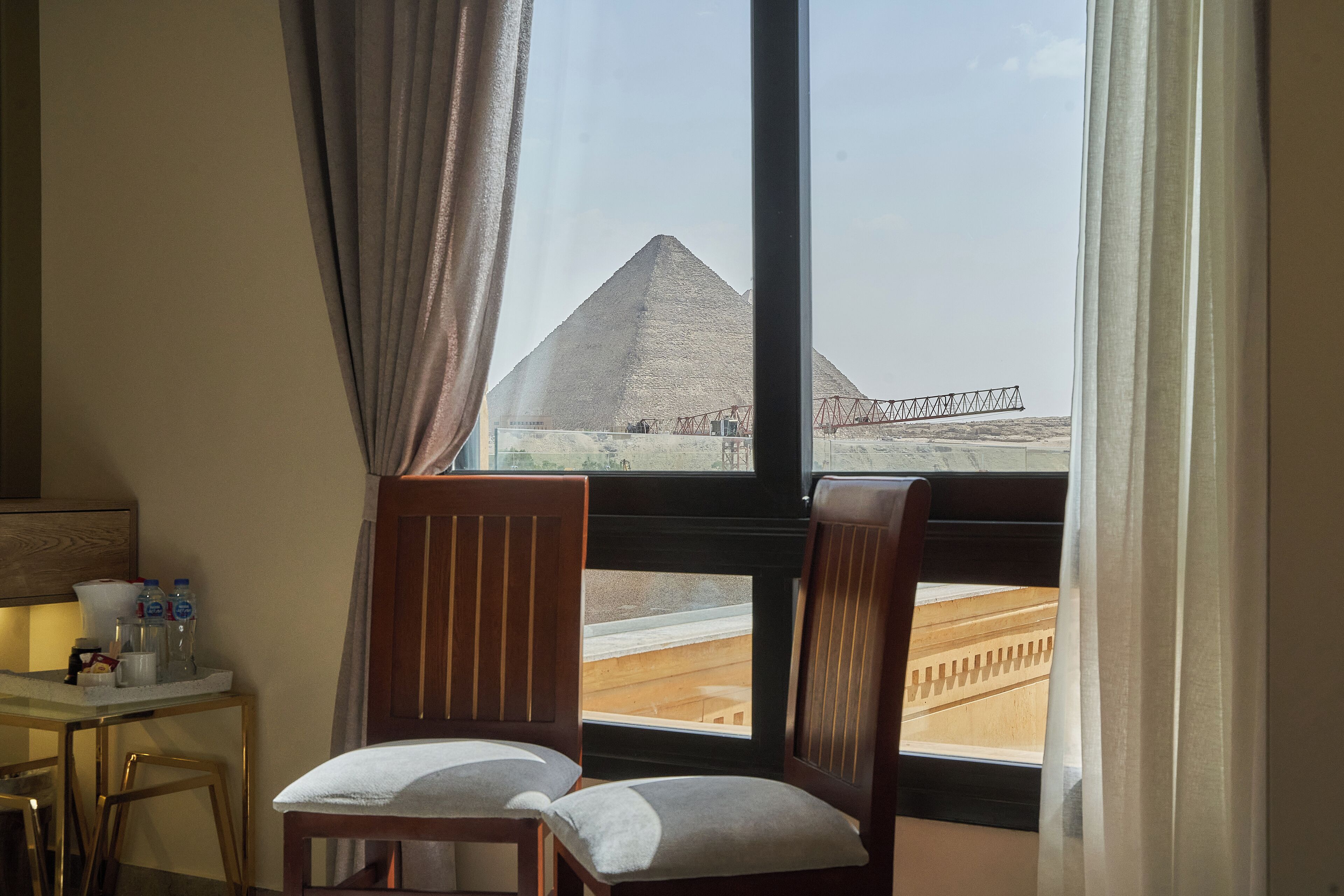 Pyramids Secret Hotel
