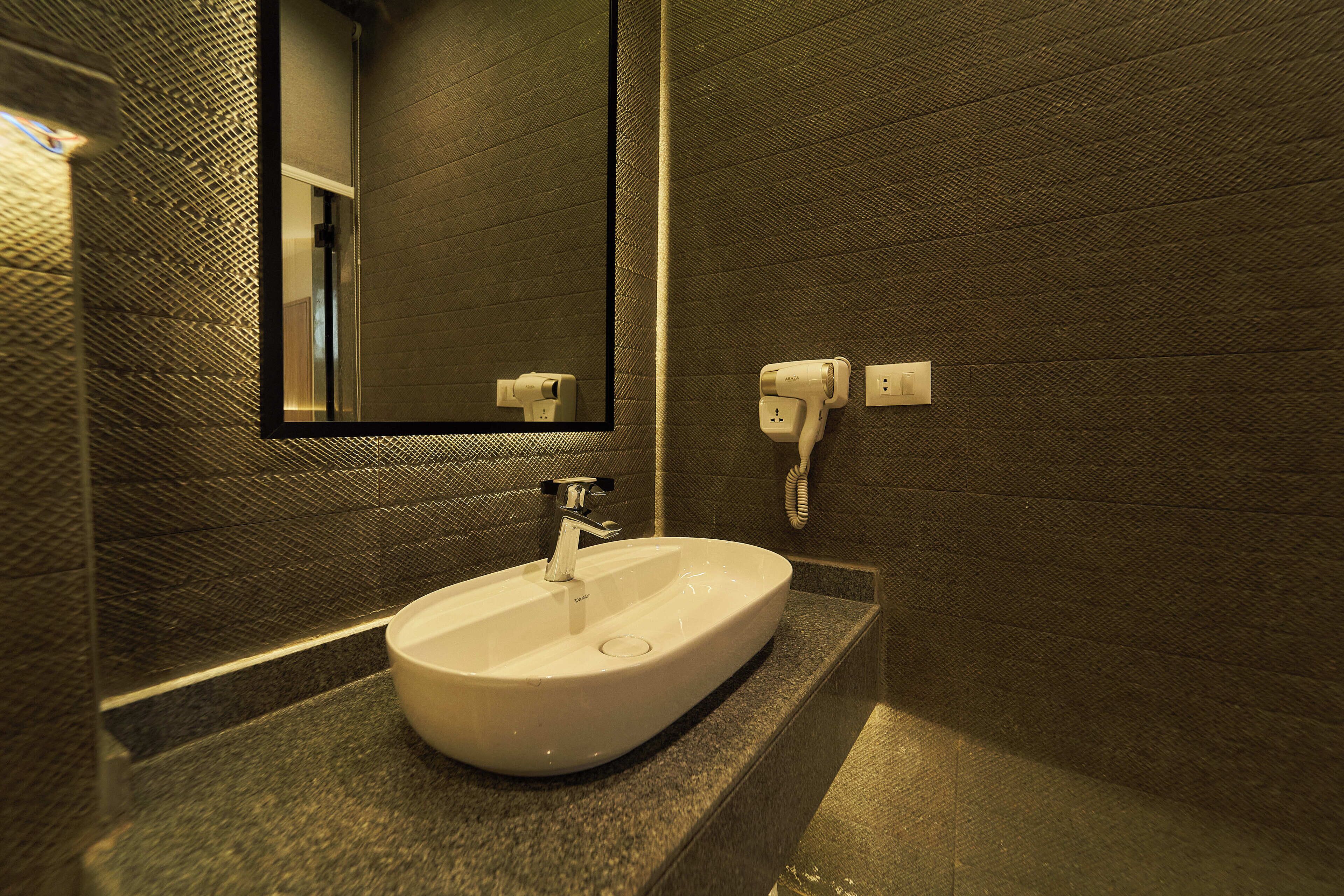 Pyramids Secret Hotel