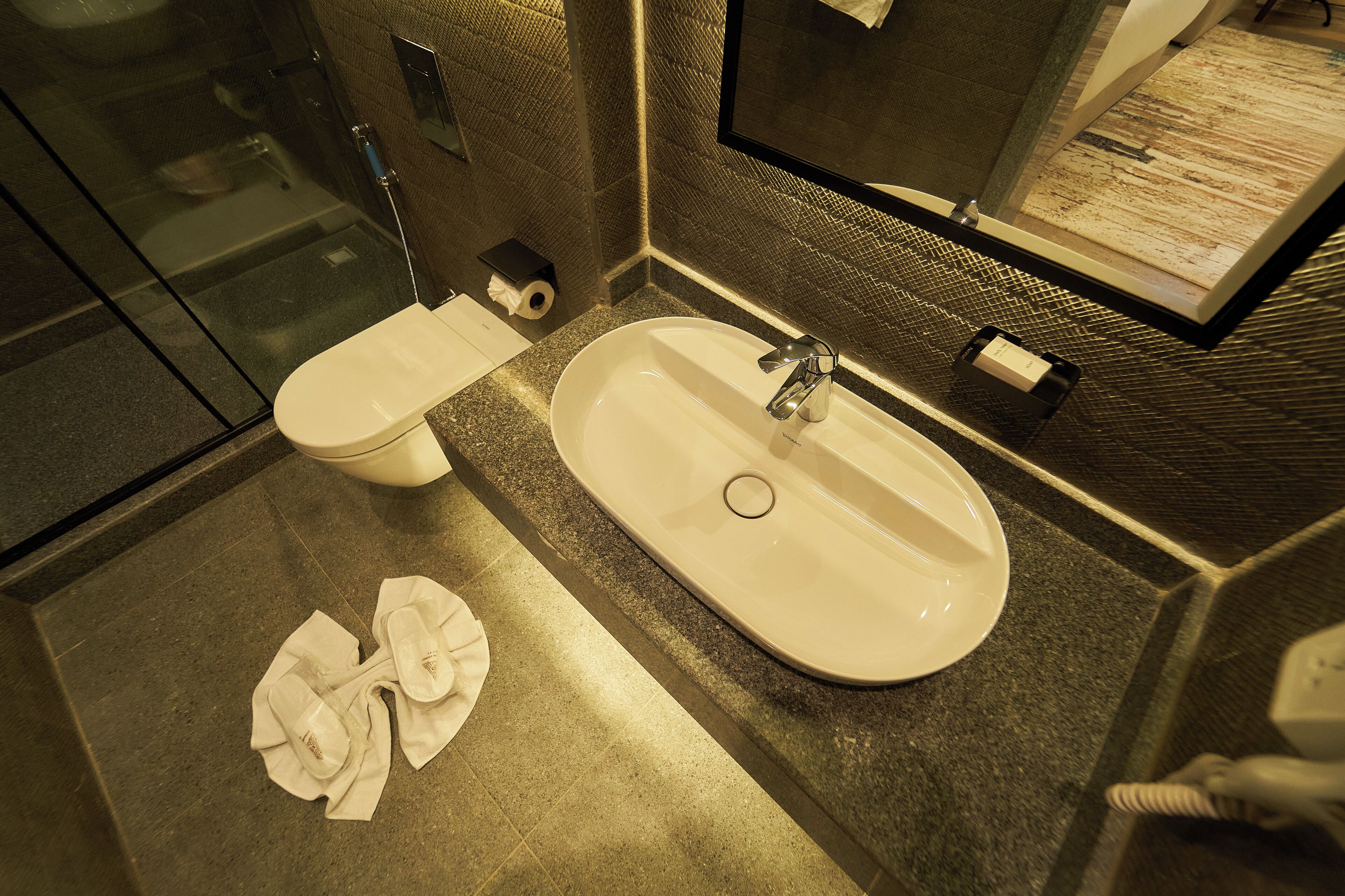 Pyramids Secret Hotel