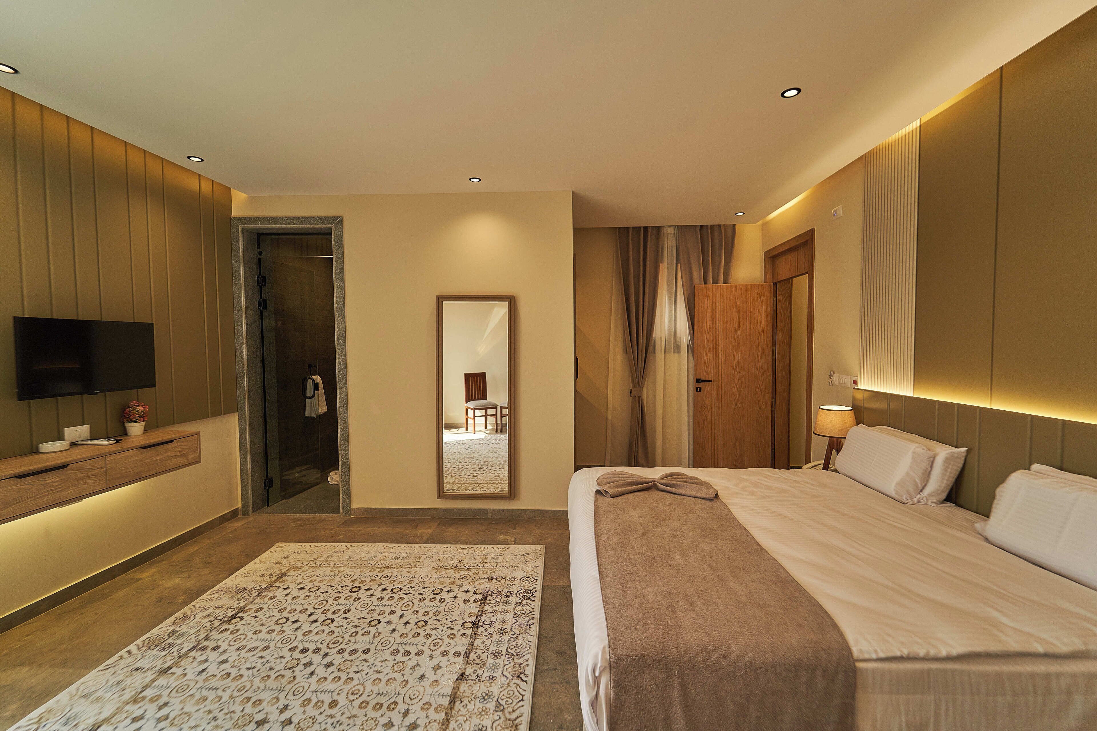 Pyramids Secret Hotel