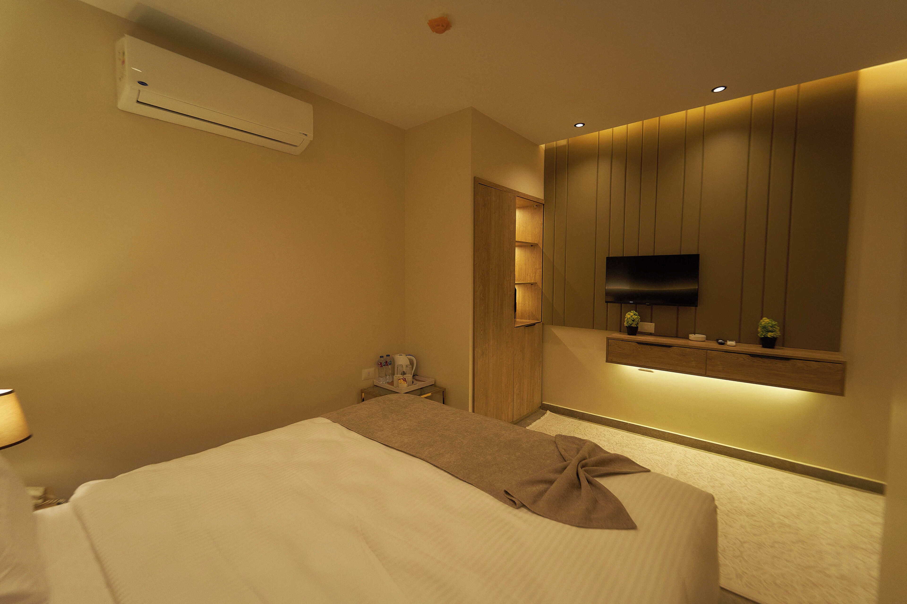 Pyramids Secret Hotel