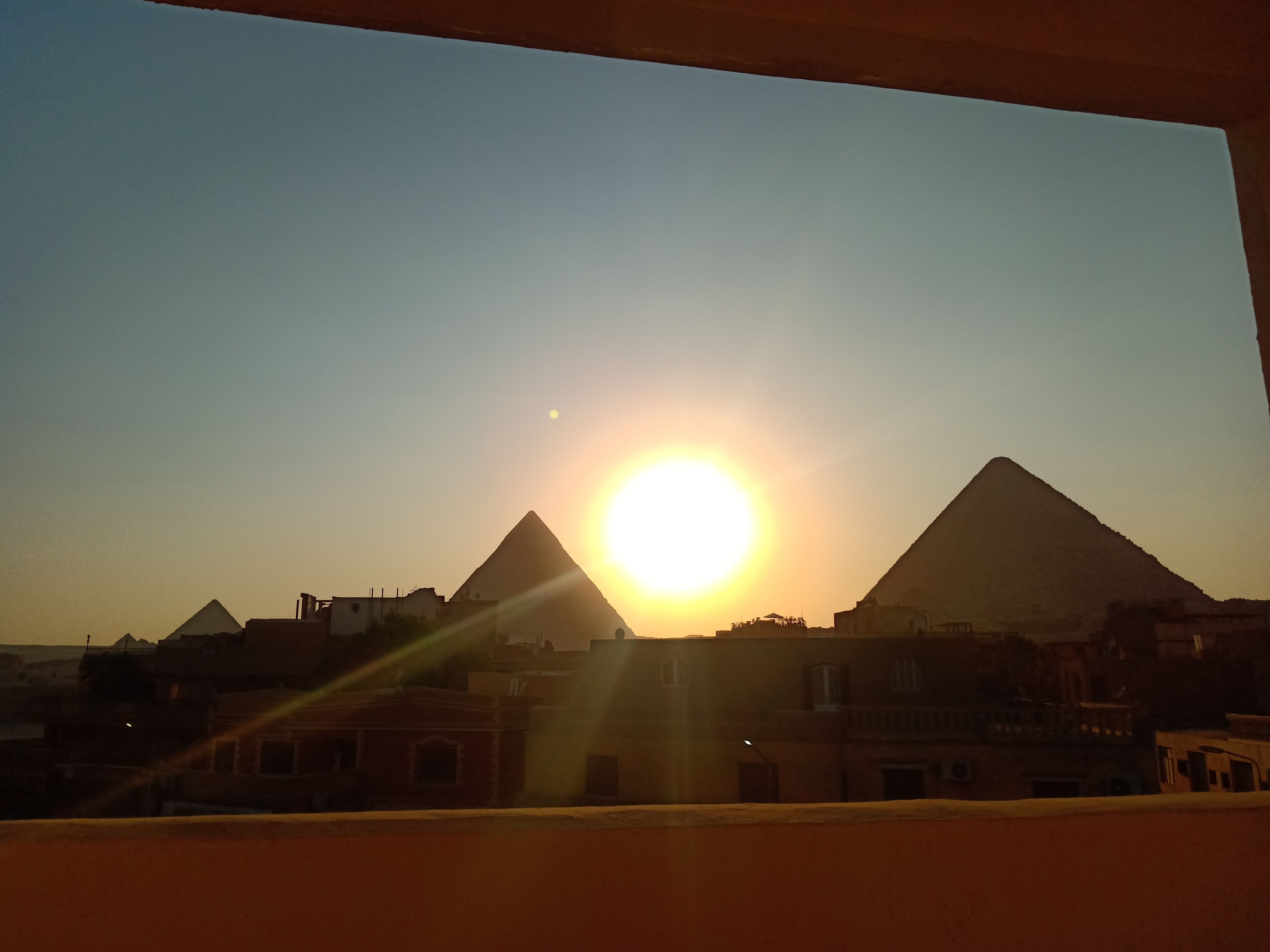 Pyramids Top Inn