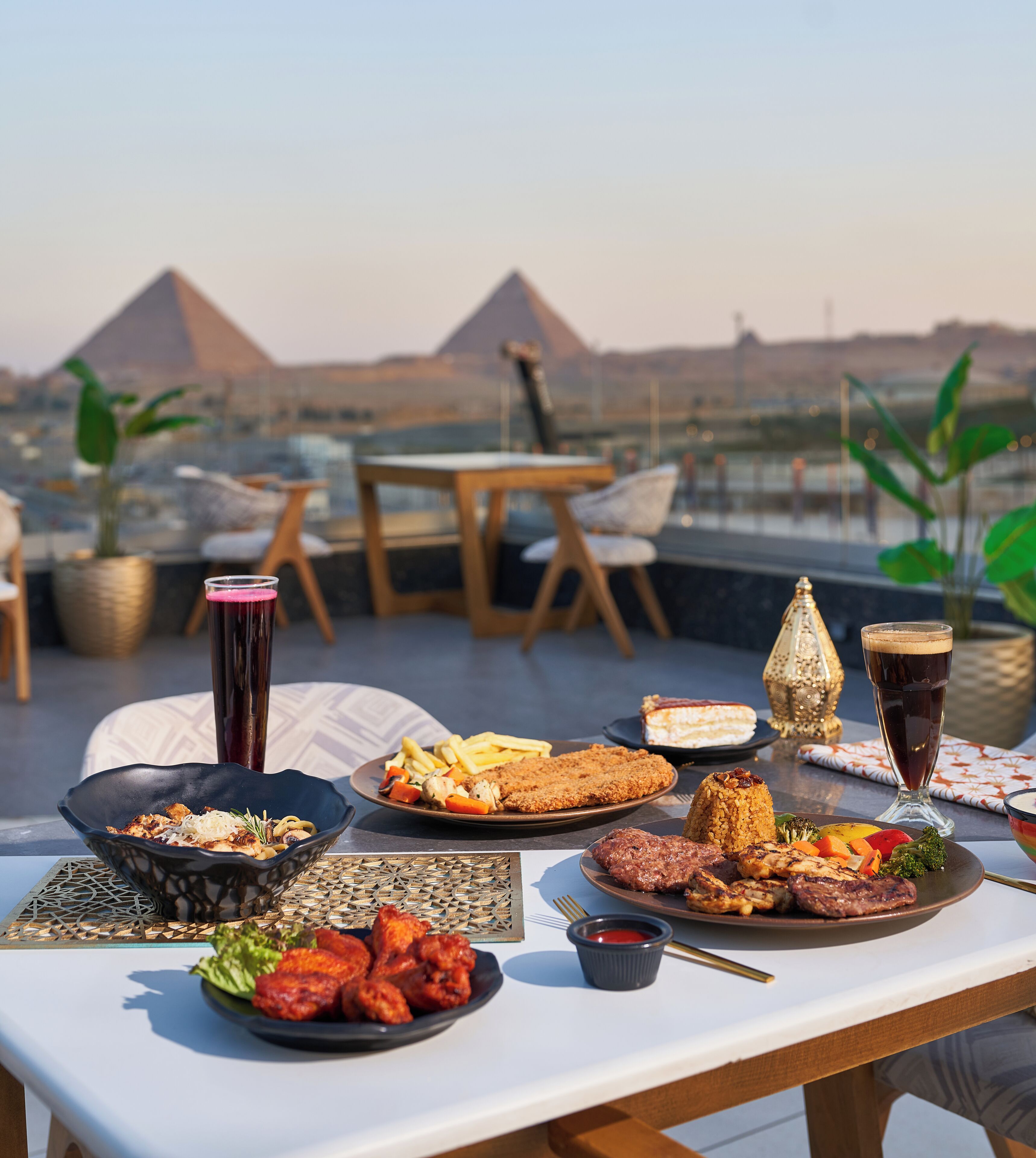 Royal Great Pyramid Inn