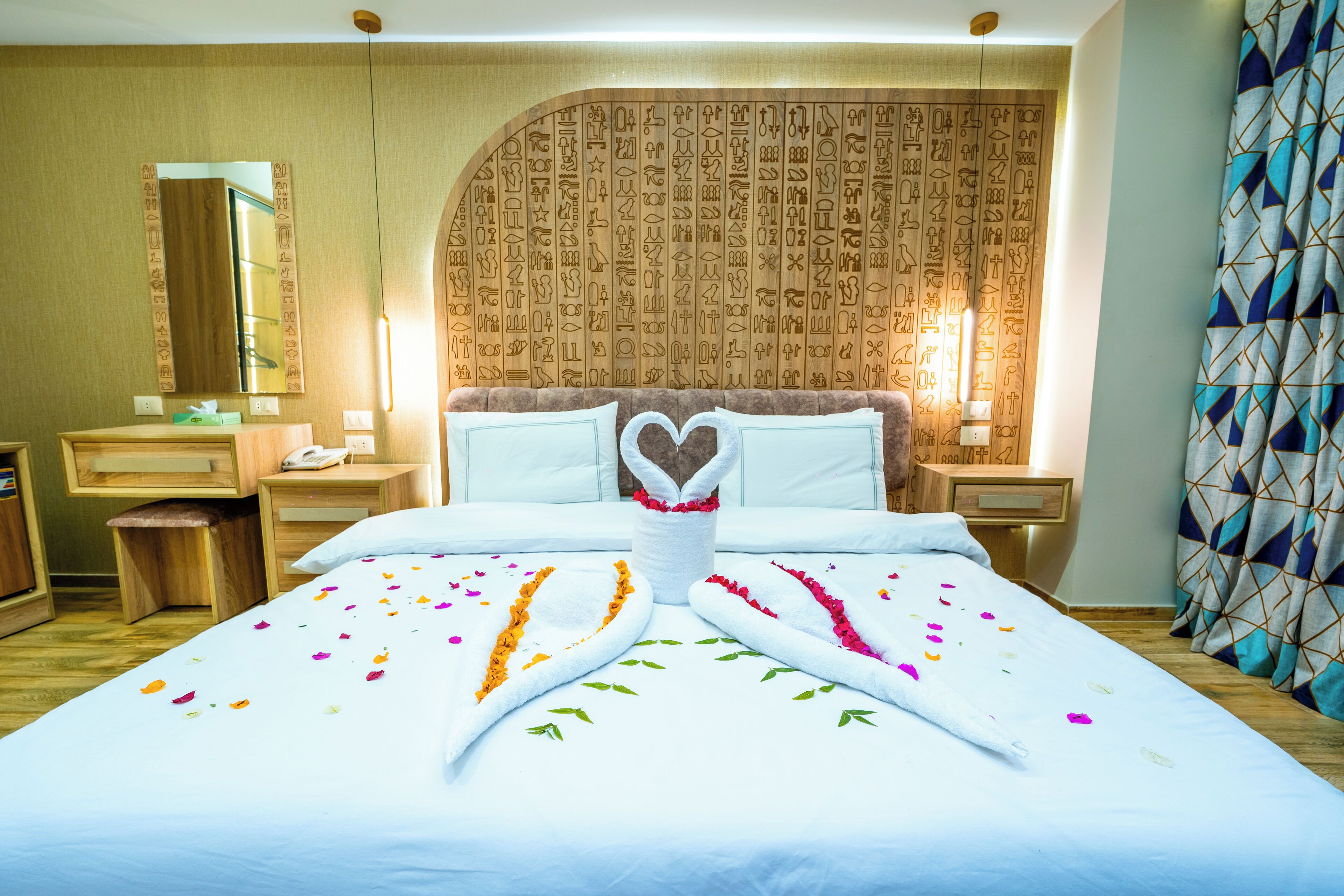 Royal Great Pyramid Inn