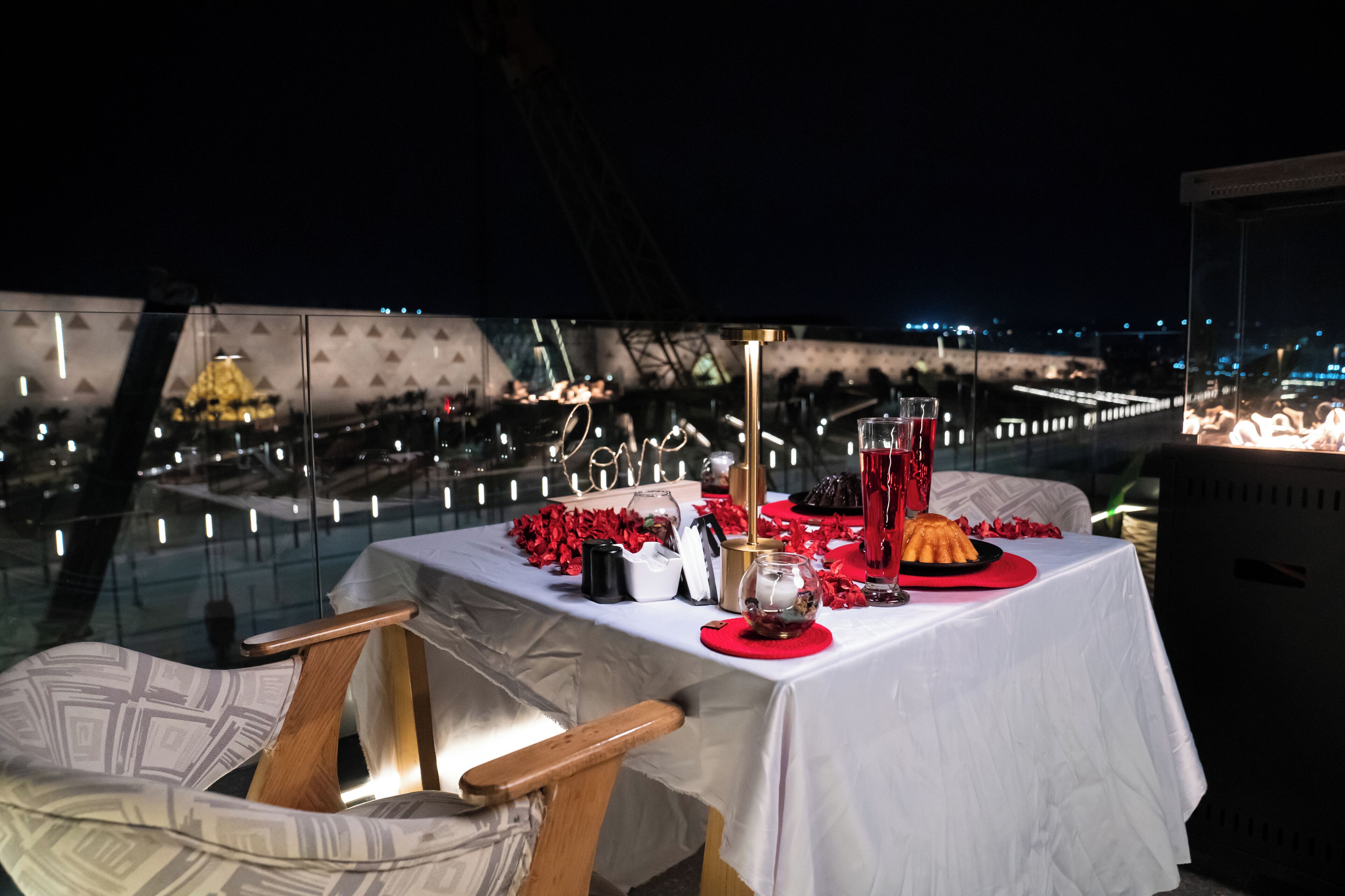 Royal Great Pyramid Inn