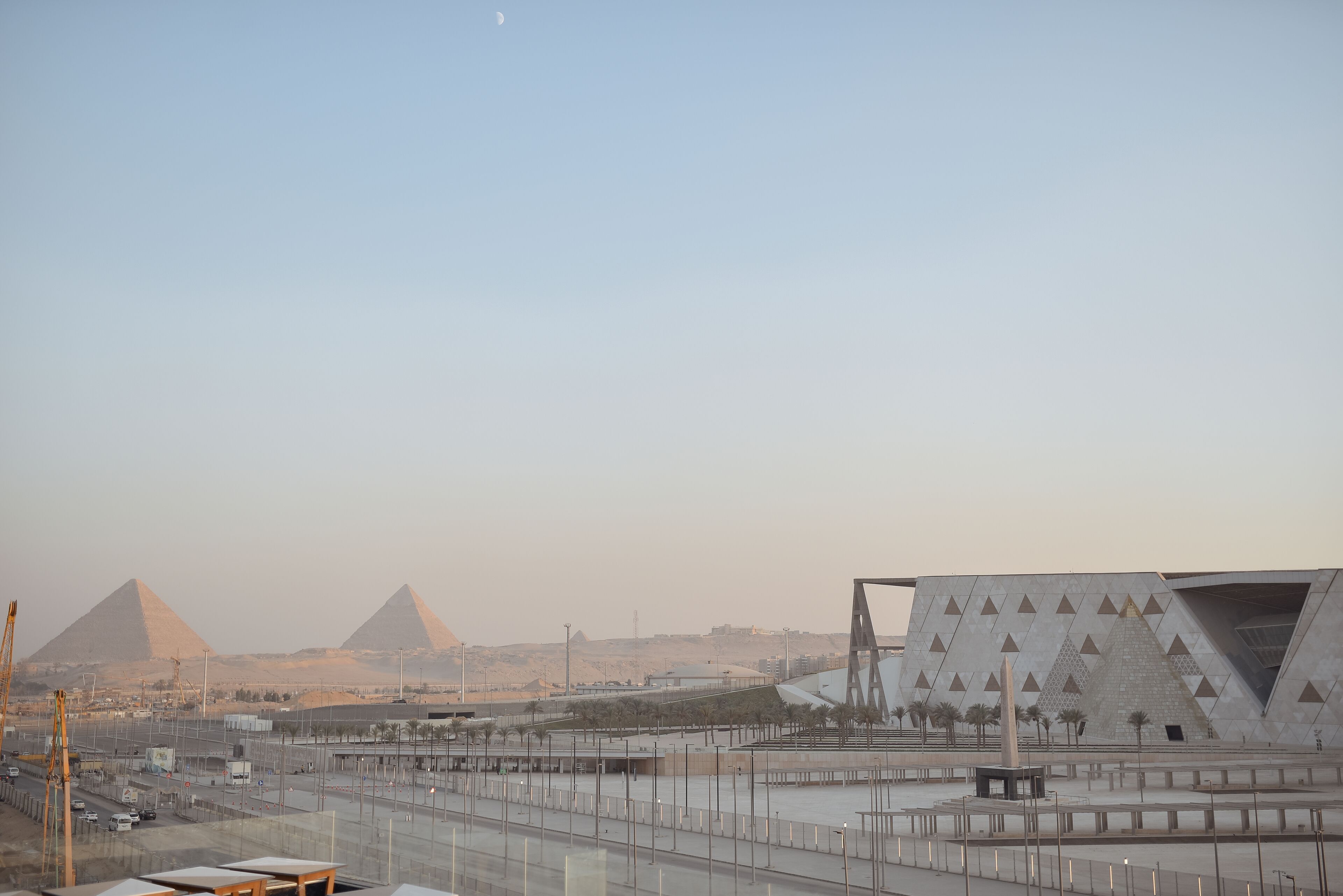 Royal Great Pyramid Inn