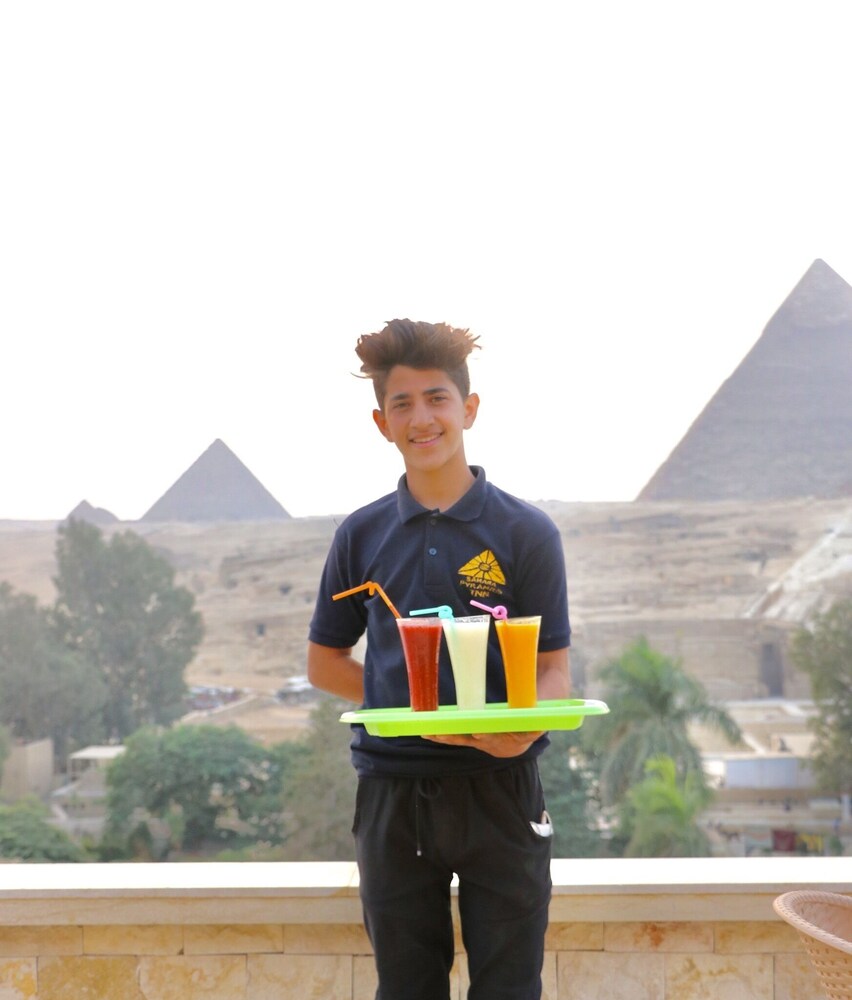 Sahara Pyramids Inn
